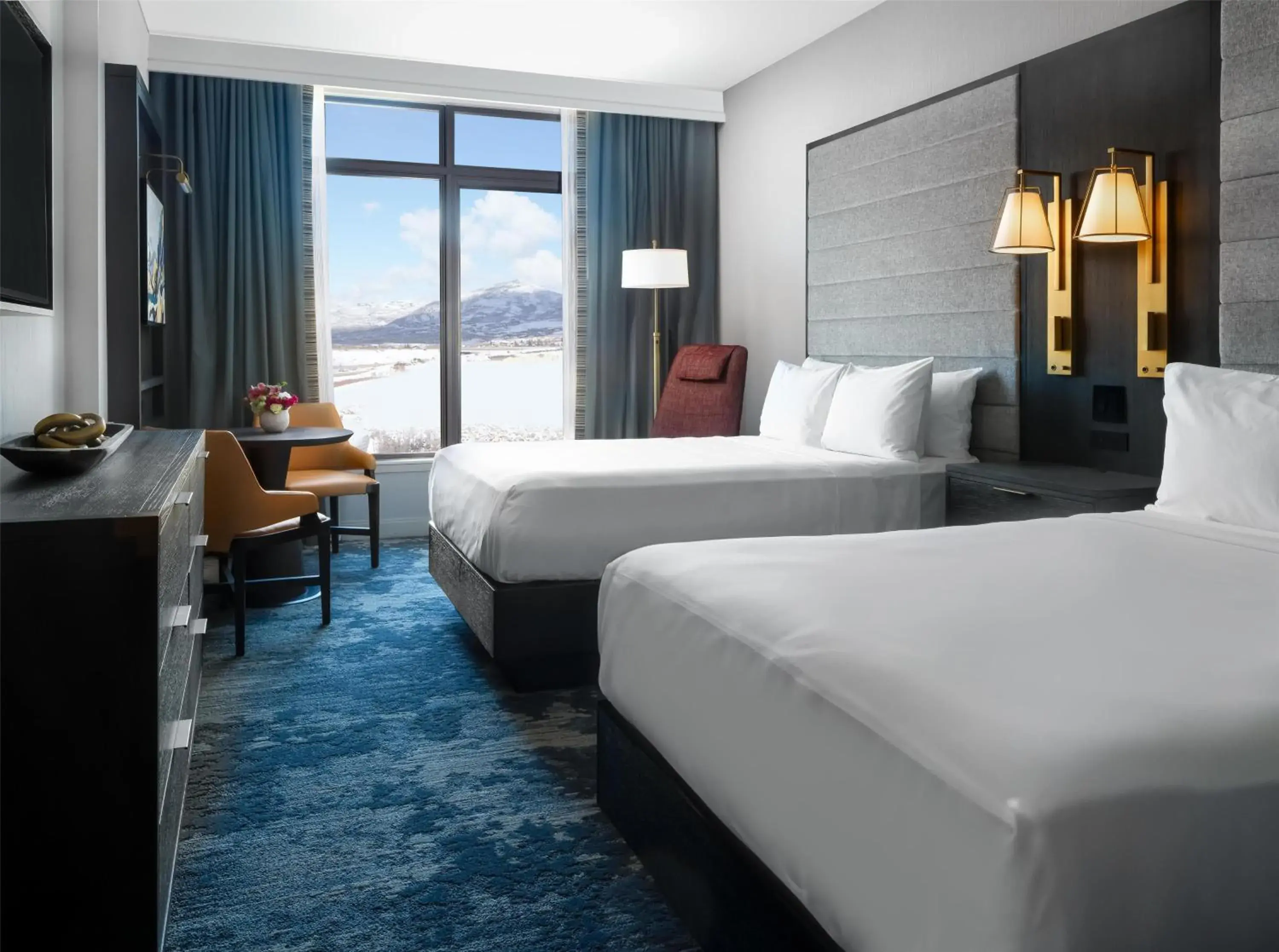 Corner Double Room with Two Double Beds in Grand Hyatt Deer Valley Corner Double Room with Two Double Beds in Grand Hyatt Deer Valley