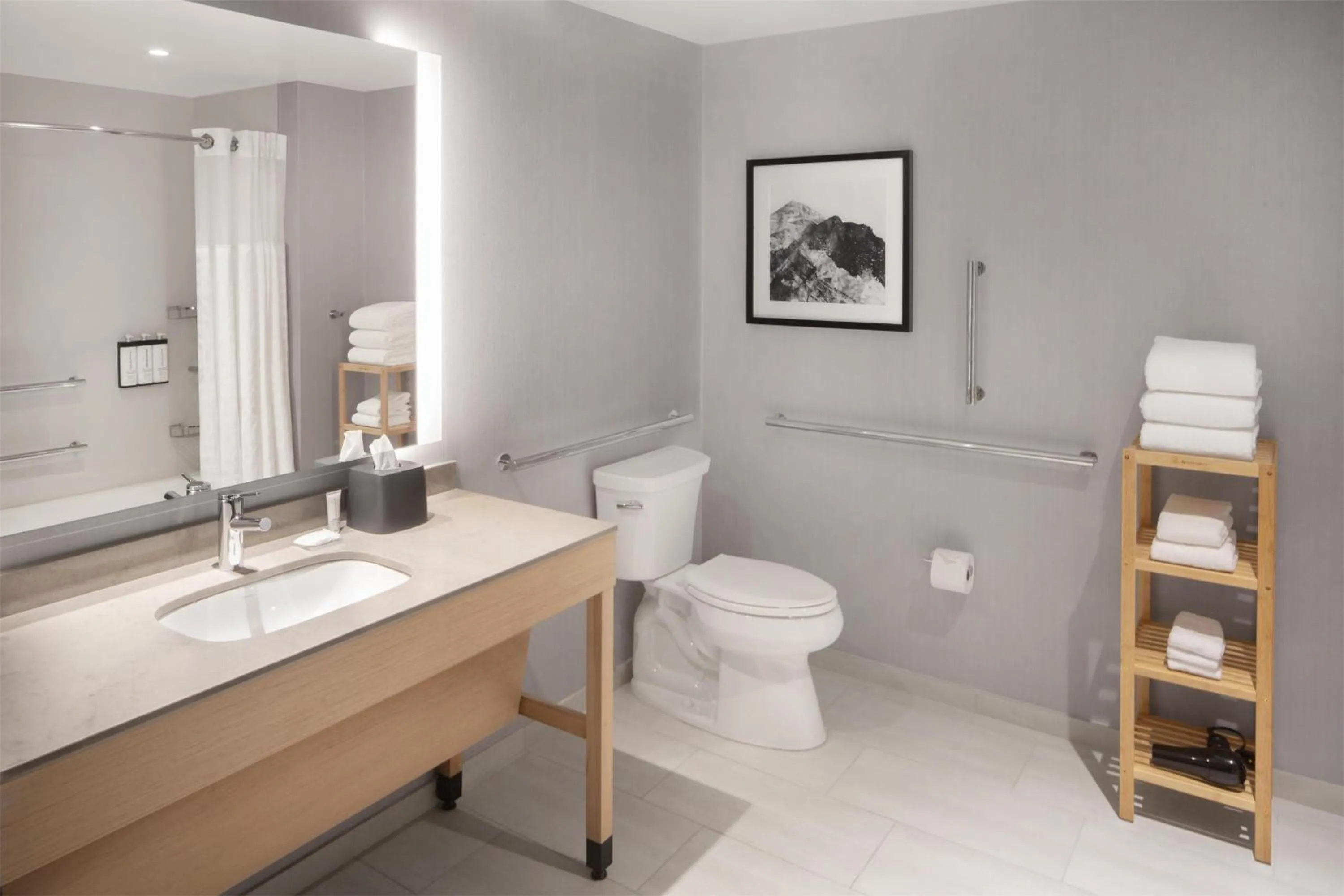 Bathroom in Hyatt Place Reno