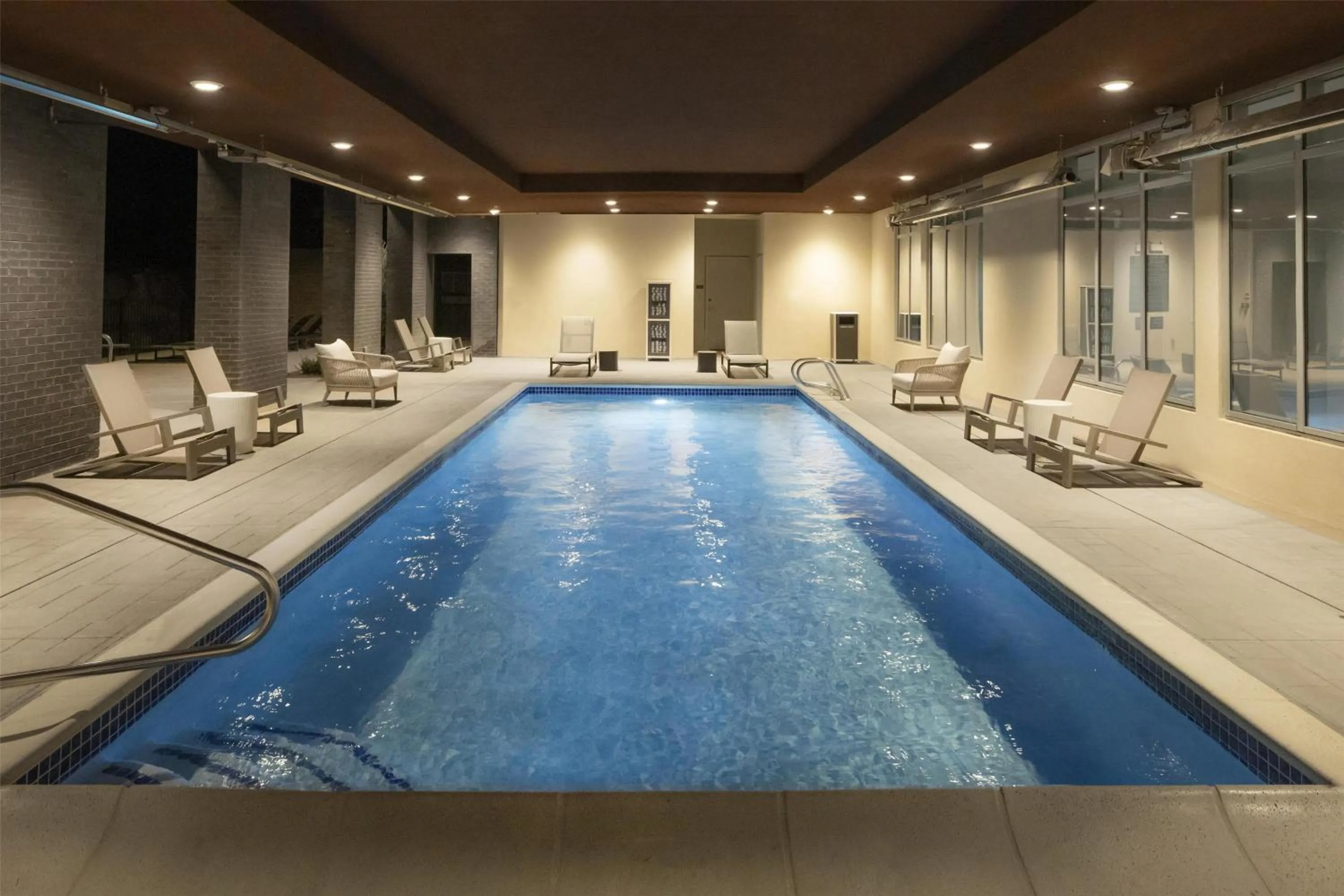 Swimming pool in Hyatt Place Reno