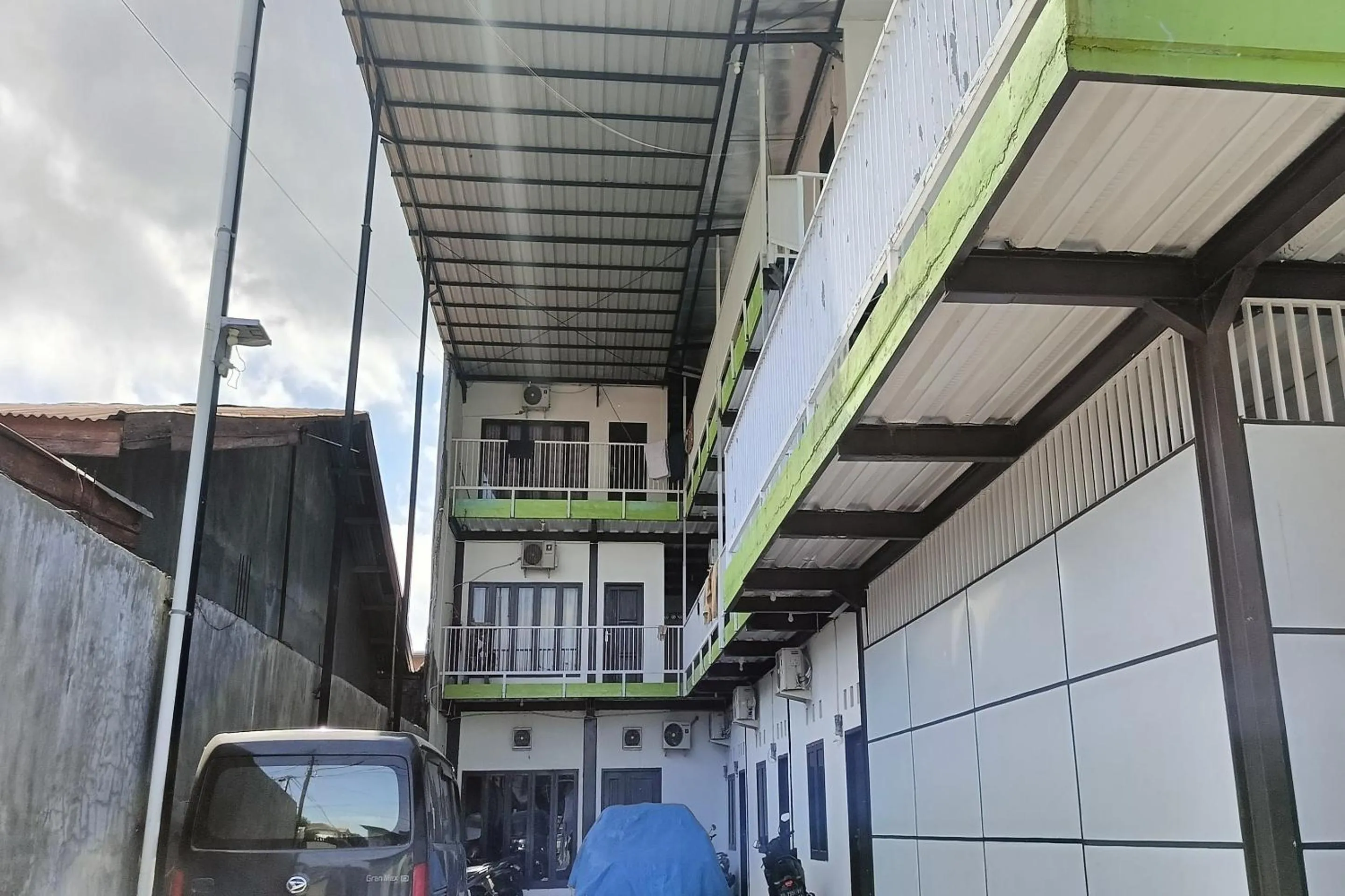 Facade/entrance in Hotel O Sunrise Garage Home