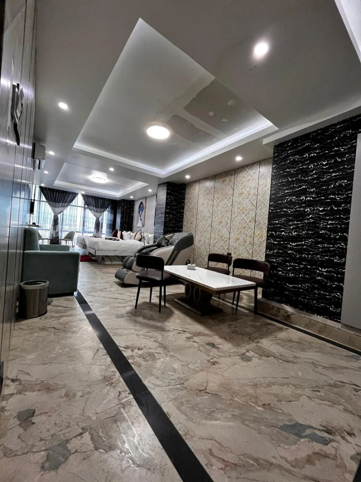 Bedroom in Hotel Robot