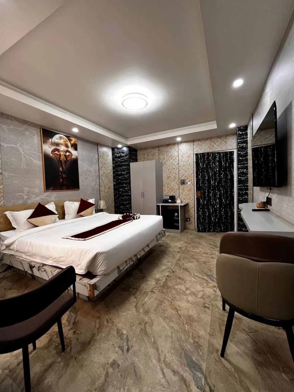 Bedroom, Bed in Hotel Robot