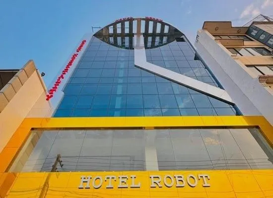Property building in Hotel Robot