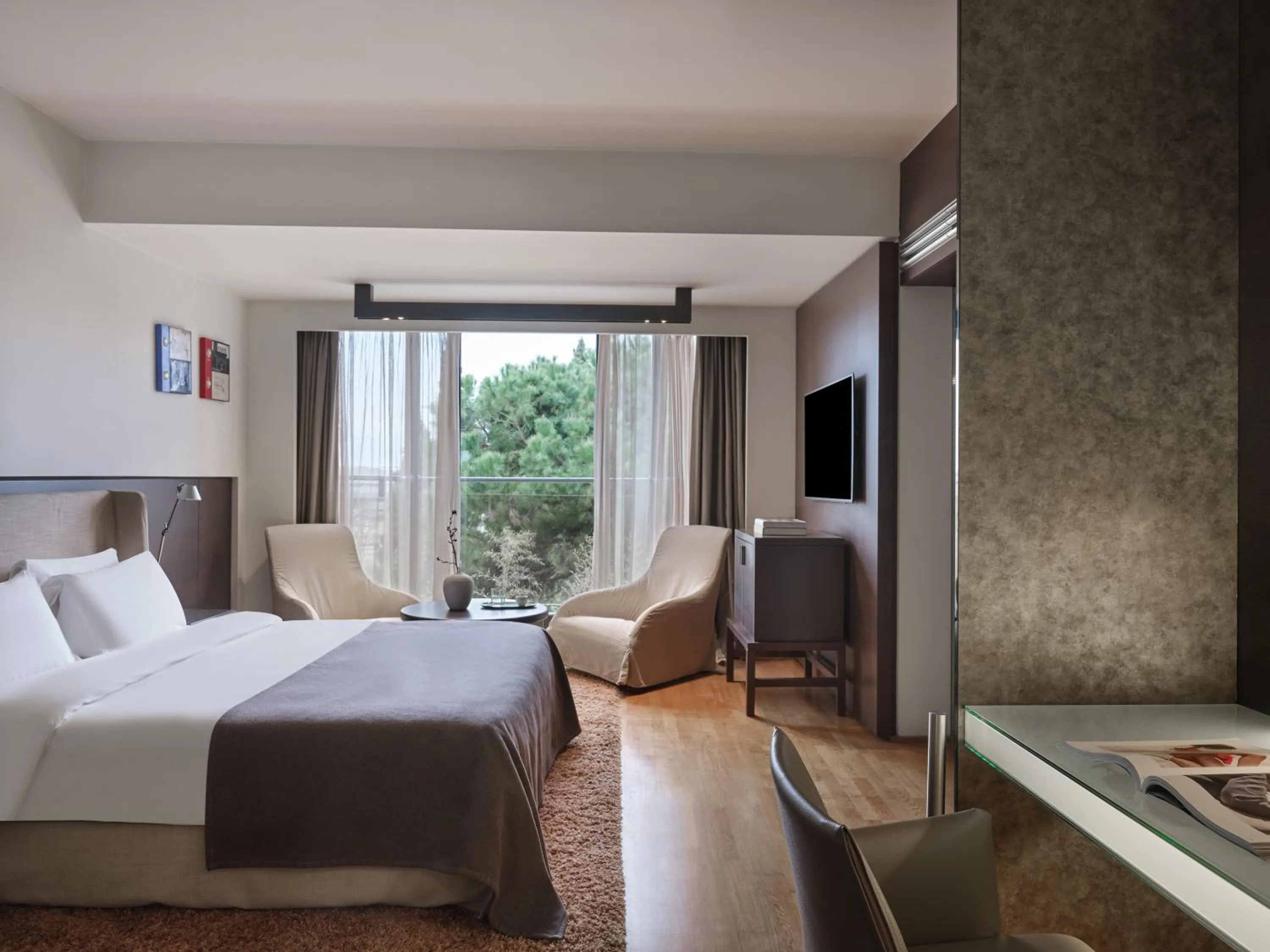 Bed in September Hotel Thessaloniki