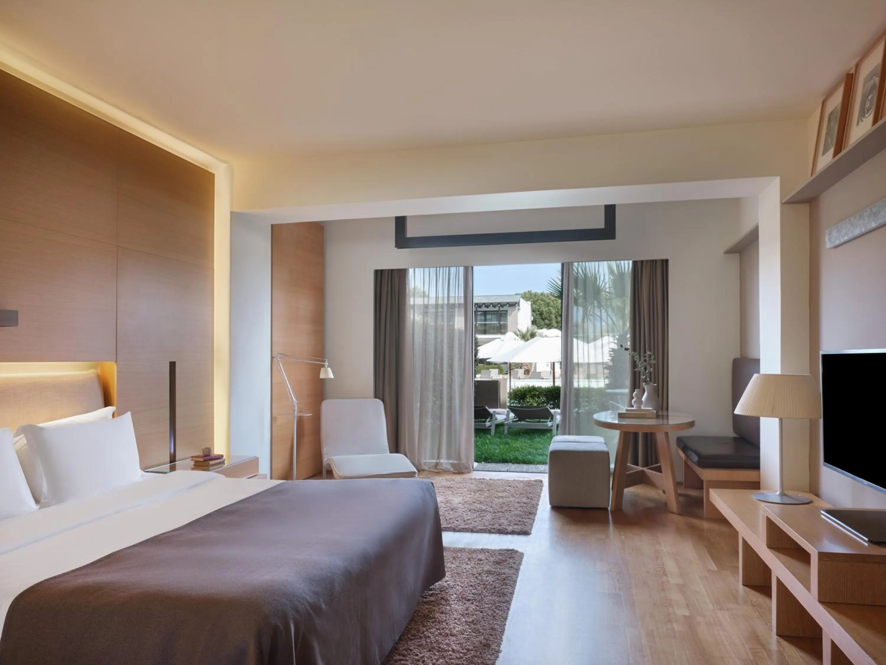 Bed in September Hotel Thessaloniki