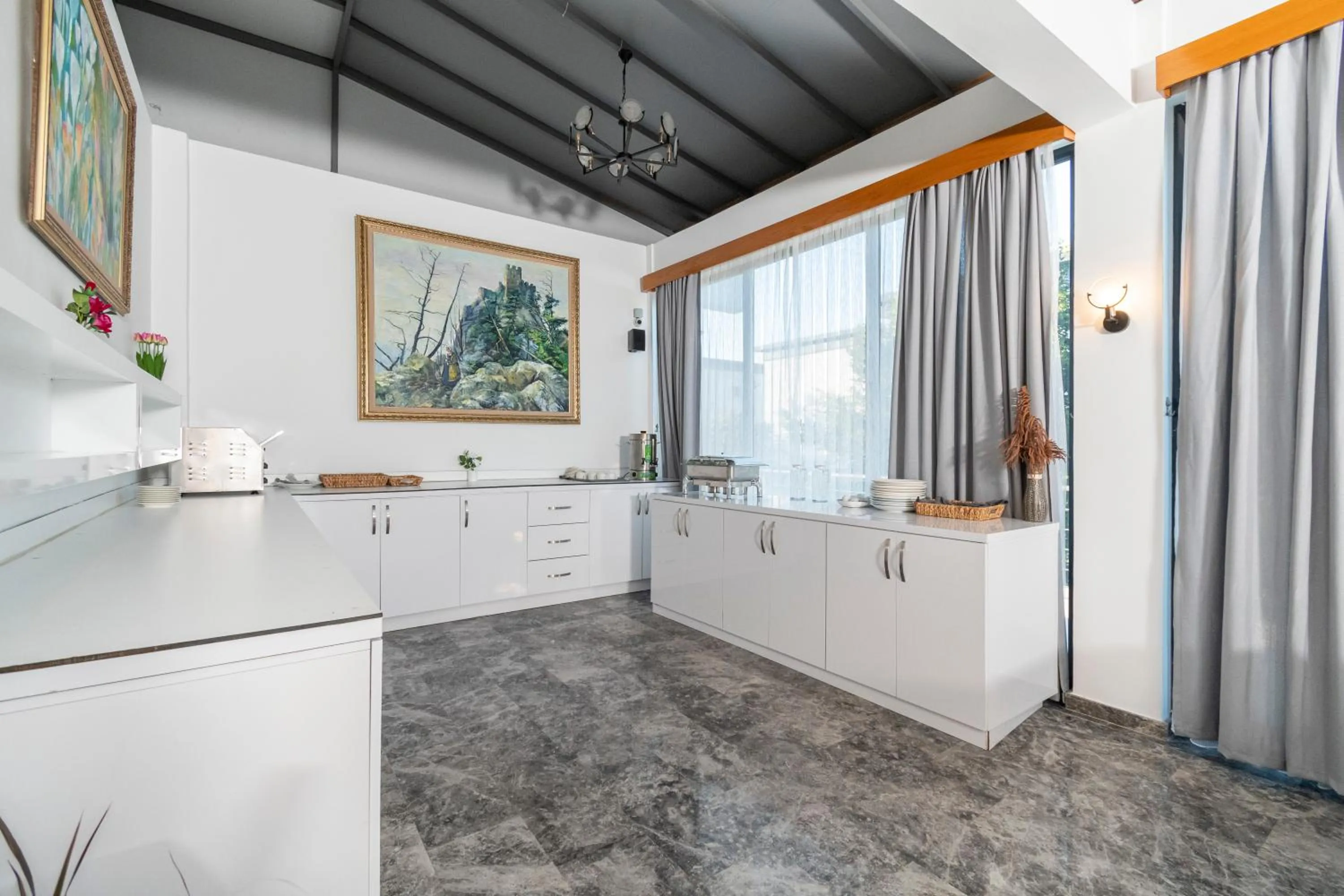 Bellapais Oasis Hotel