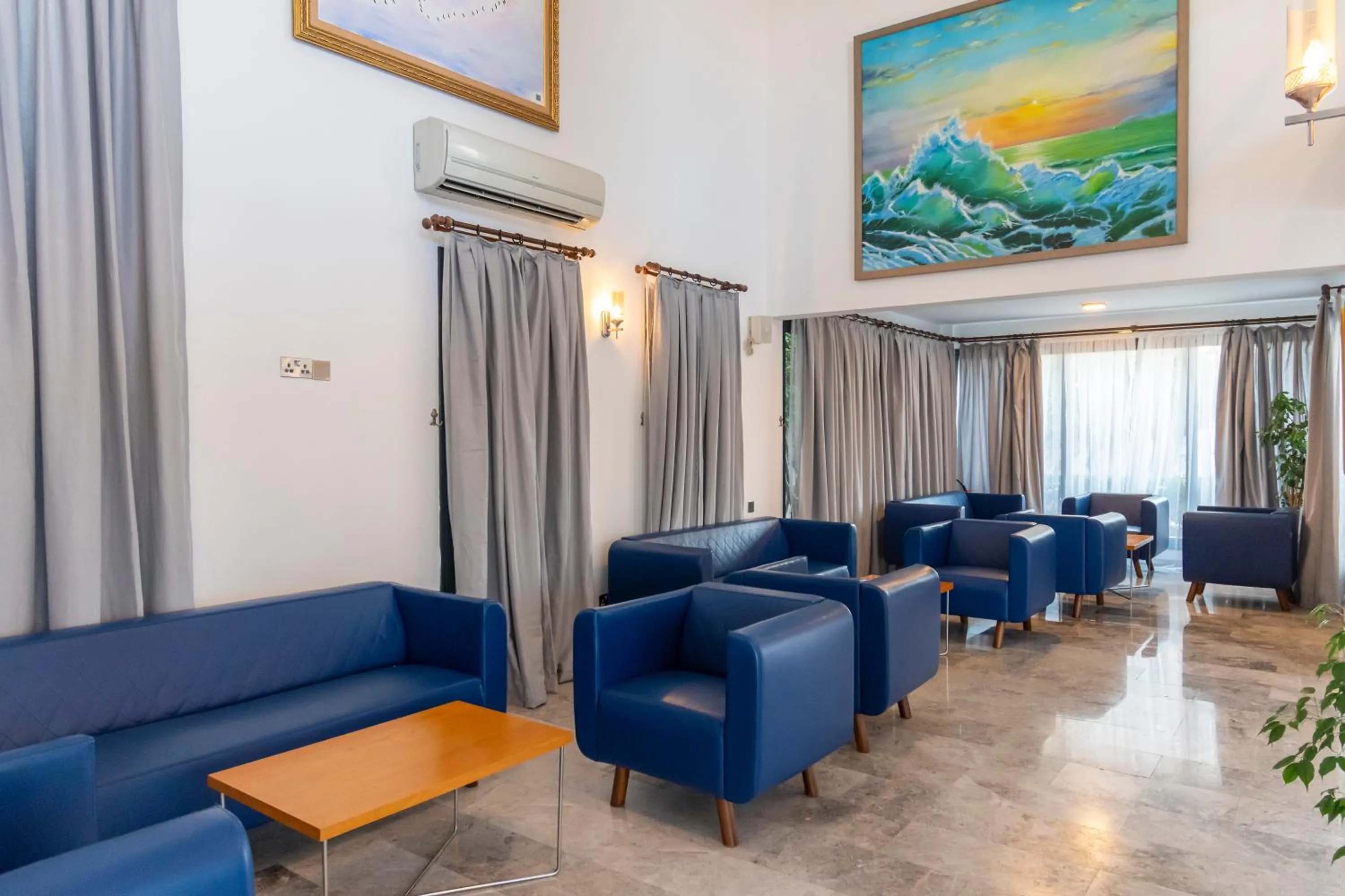 Bellapais Oasis Hotel