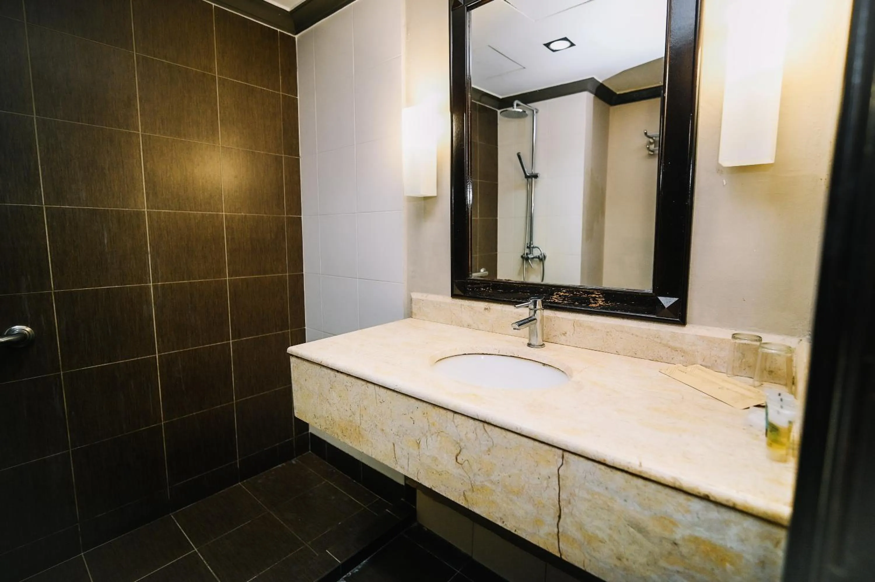 Bathroom in Kingston Hotel 9 - Jonker Street Malacca