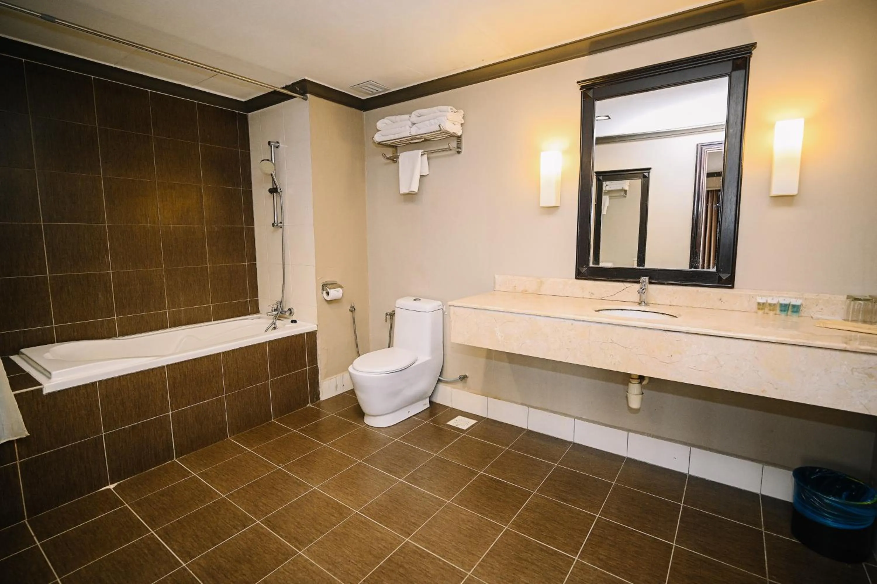 Shower in Kingston Hotel 9 - Jonker Street Malacca