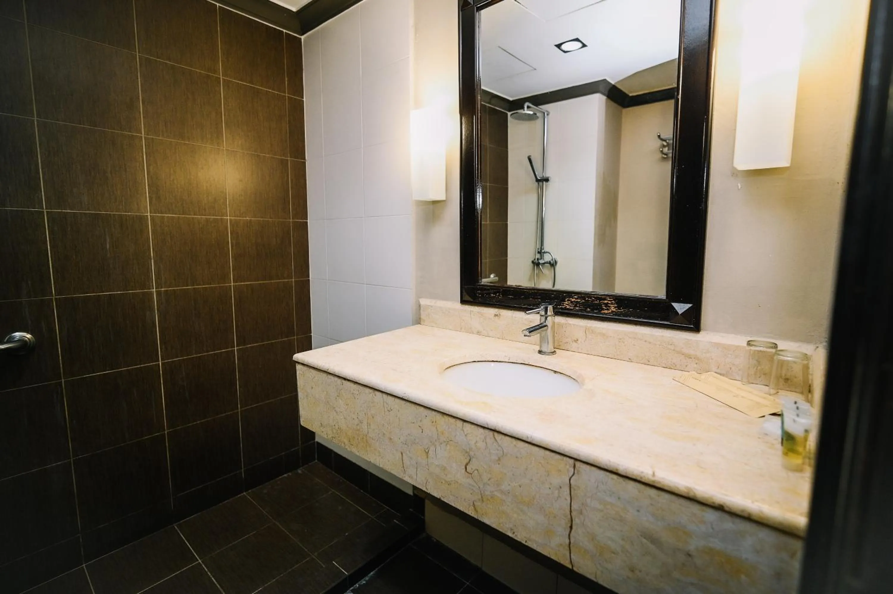 Bathroom in Kingston Hotel 9 - Jonker Street Malacca