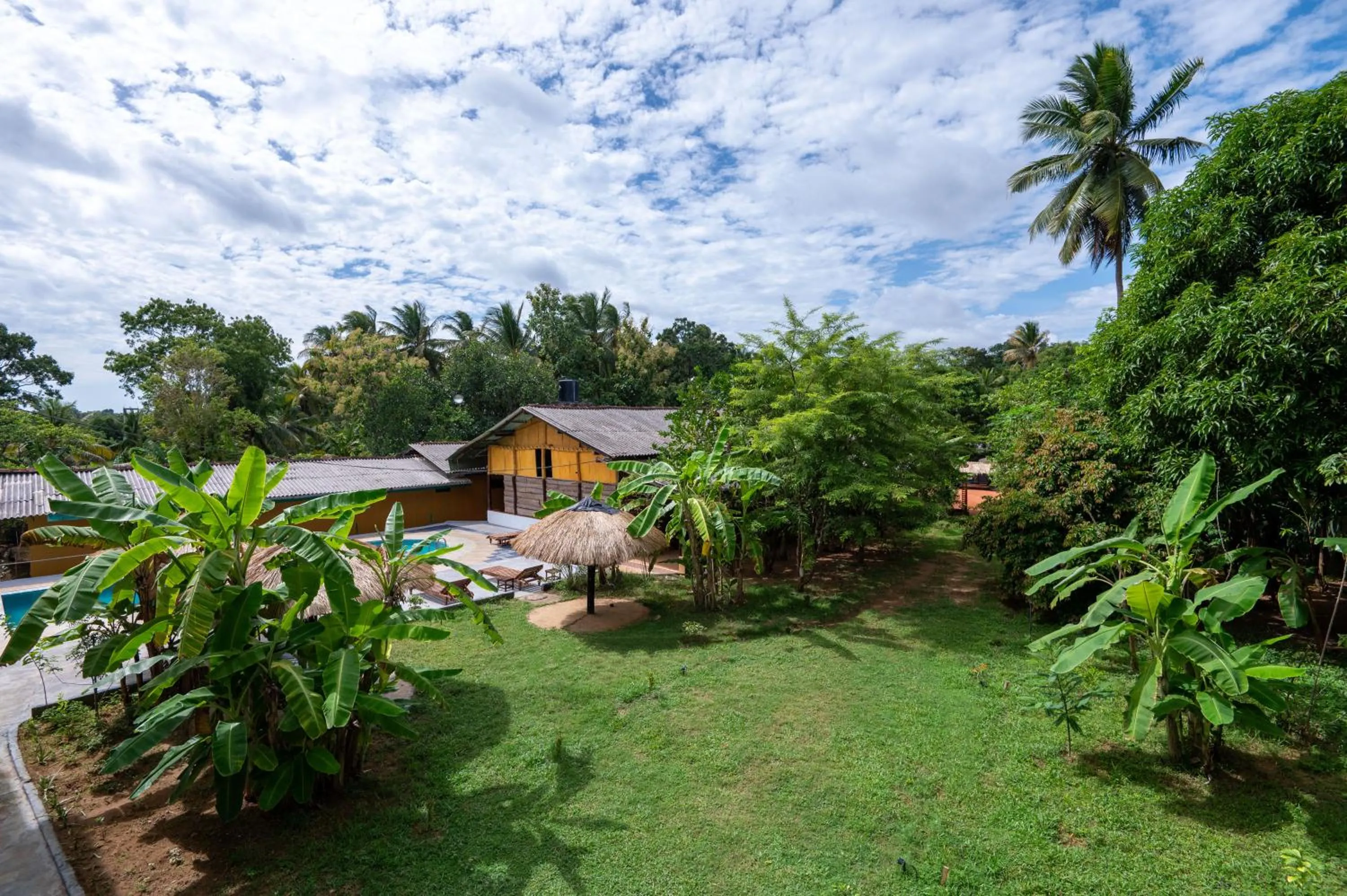 Garden in Ayurvedic Lanka Wellness Hotel