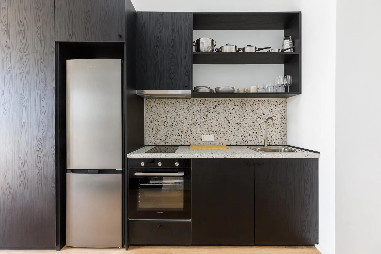 Kitchen or kitchenette in Soho Residence by halu!