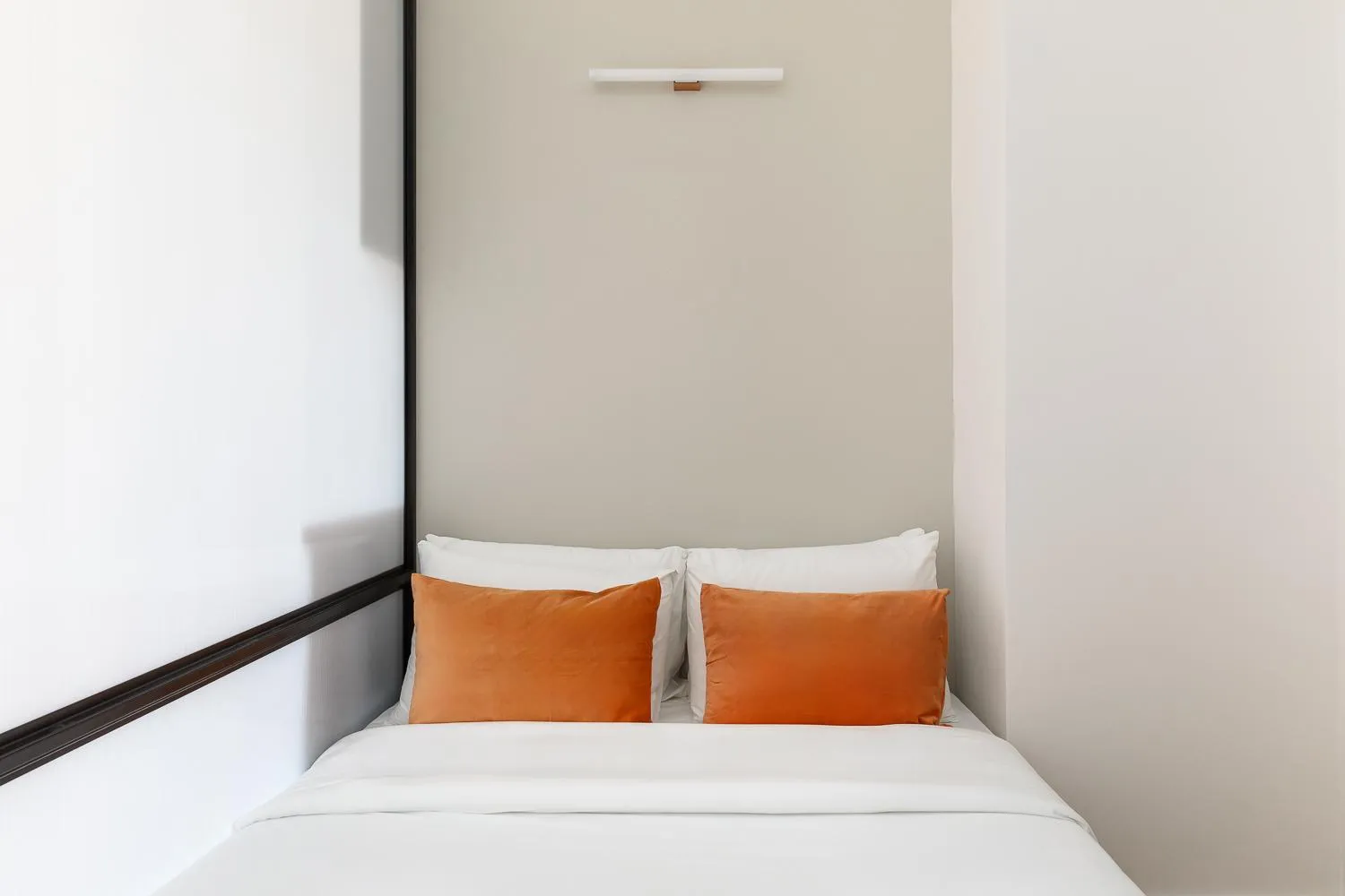 Bed in Soho Residence by halu!