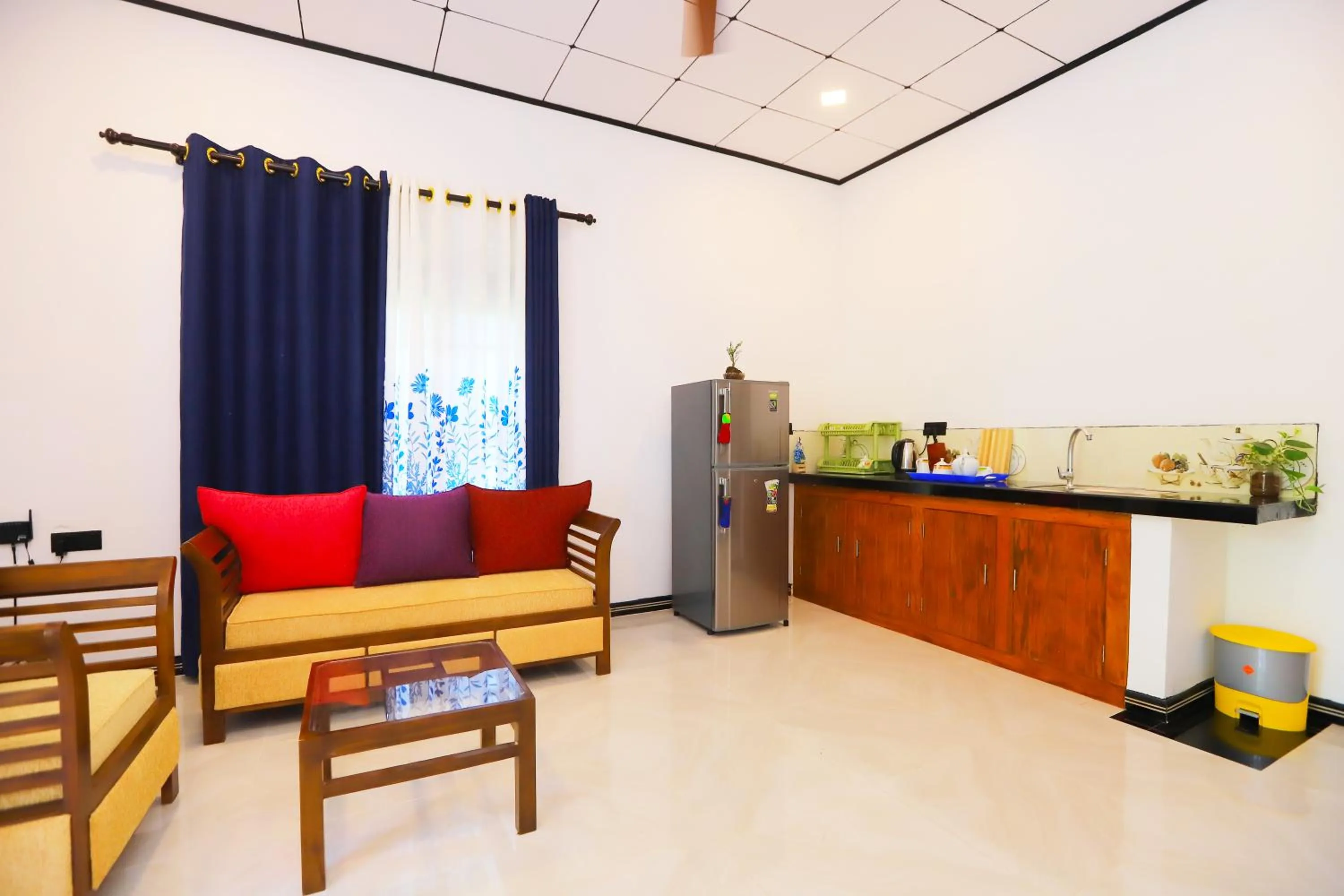 Kitchen or kitchenette in Dinsara Pearl Villa