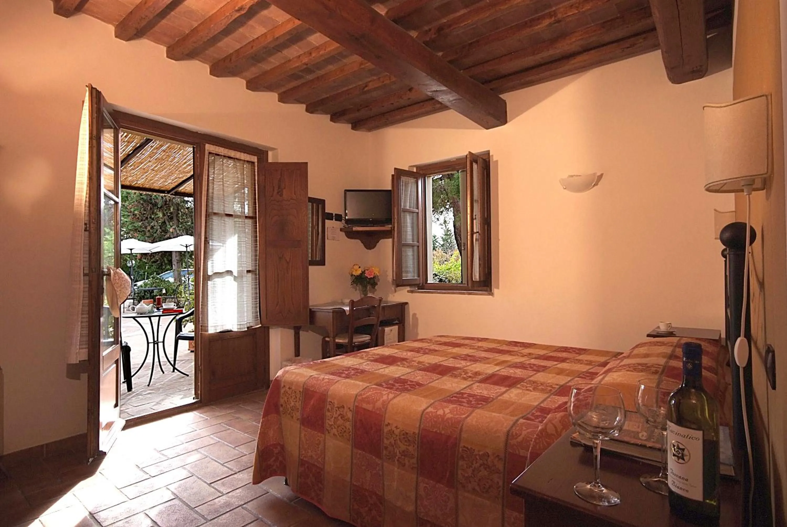 View (from property/room), Bed in Antico Borgo Il Cardino