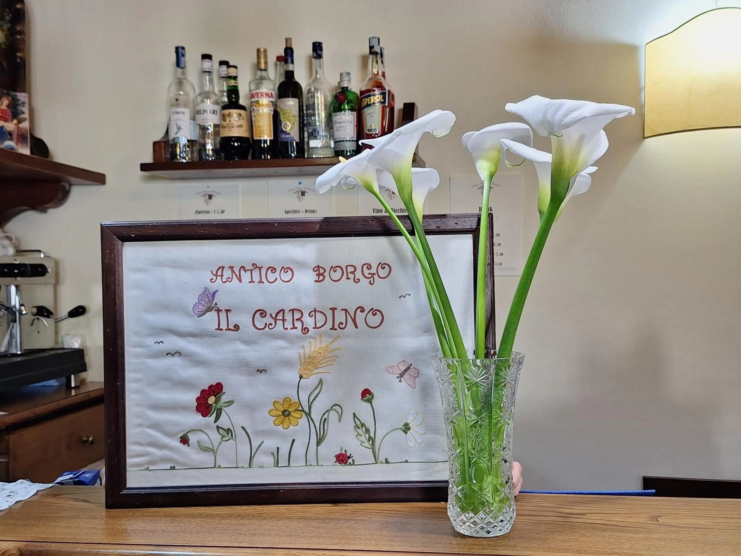 Lounge or bar in Antico Borgo Il Cardino