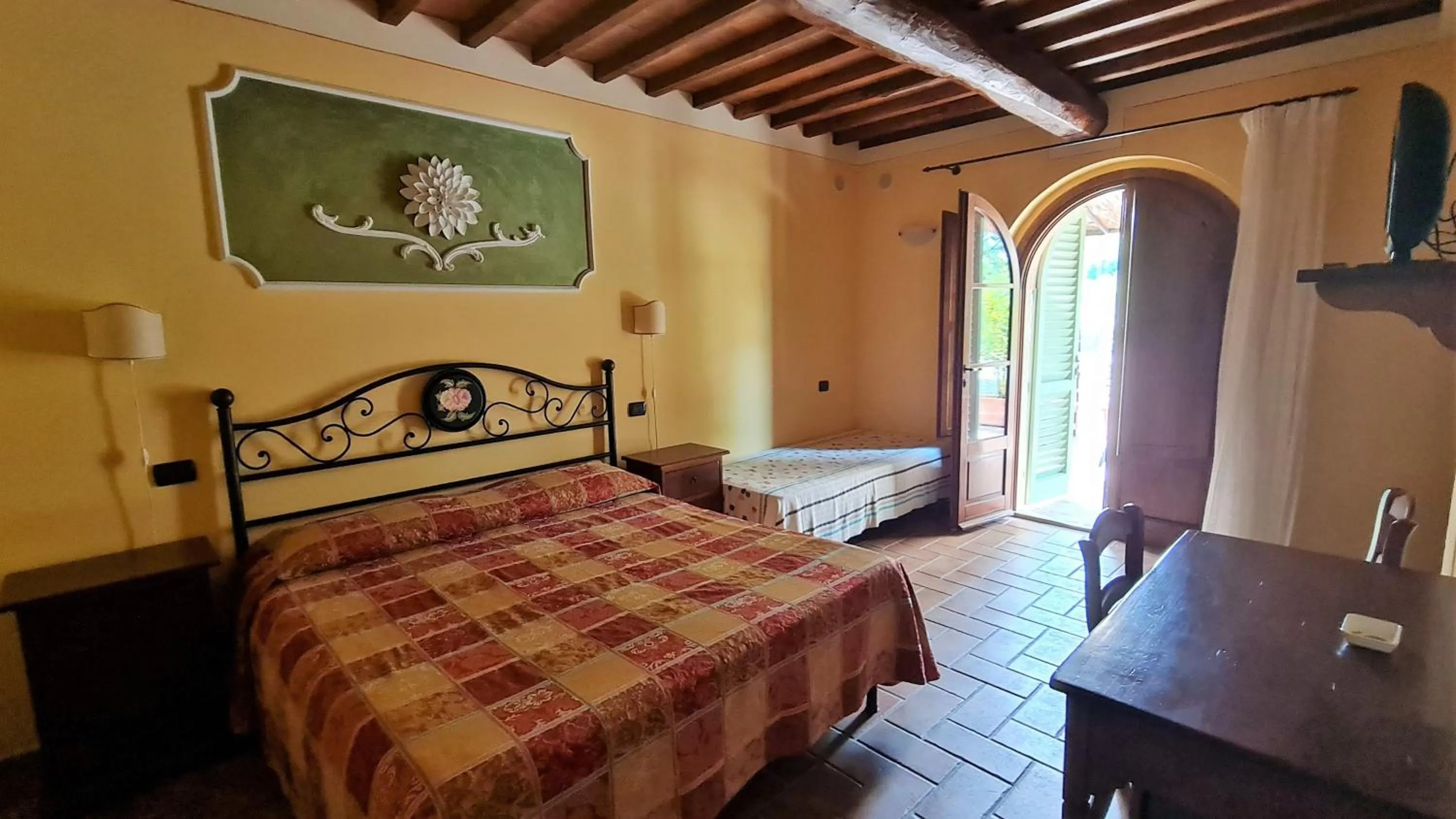 Photo of the whole room, Bed in Antico Borgo Il Cardino