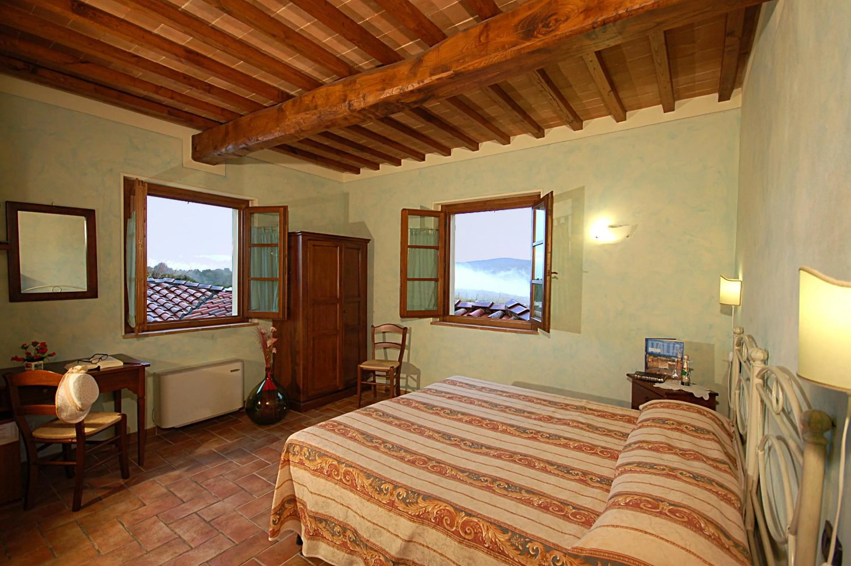 Bed in Antico Borgo Il Cardino