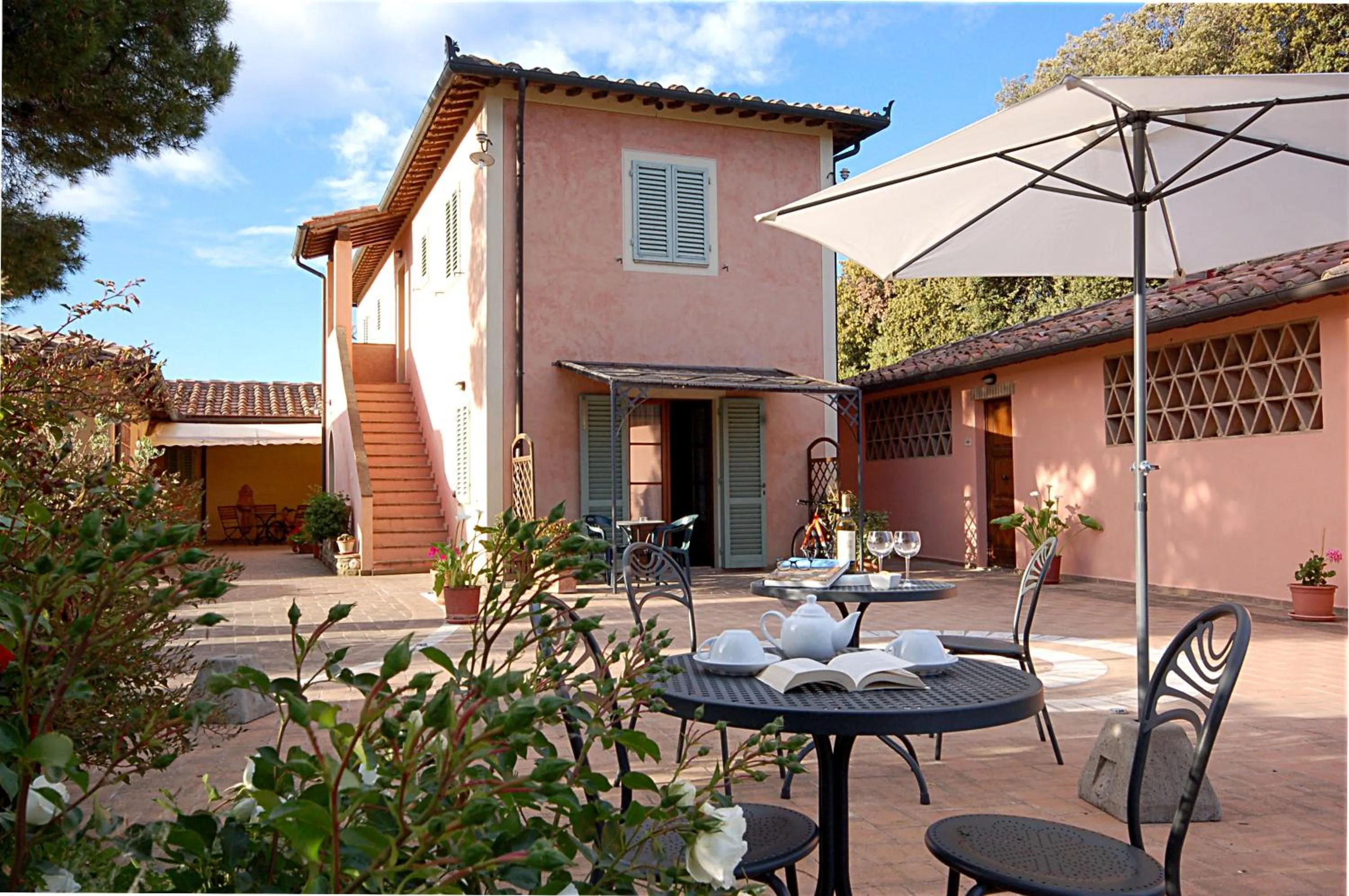 Property building in Antico Borgo Il Cardino