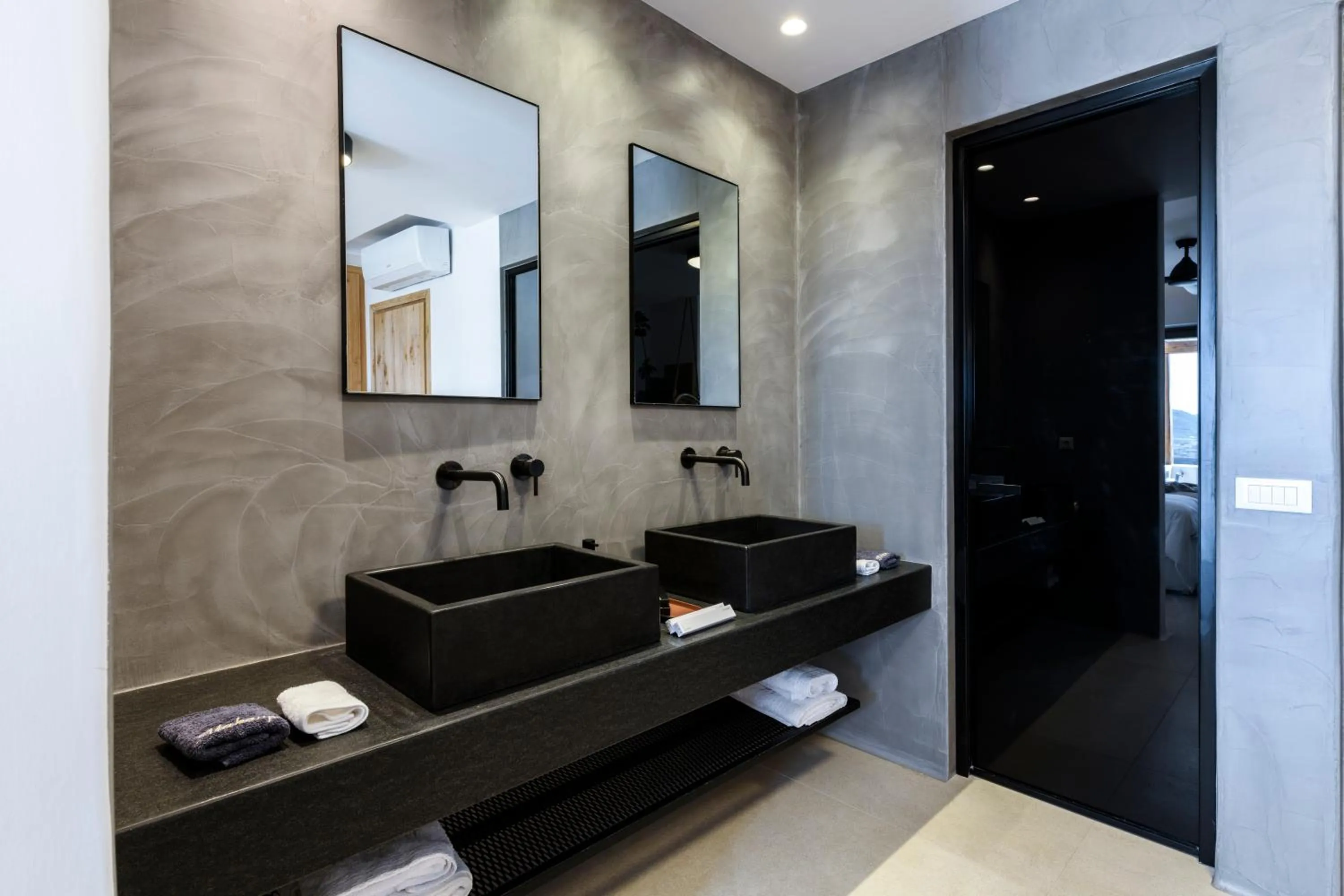 Bathroom in Nasta Suites & Villas Intentional Living Mykonos