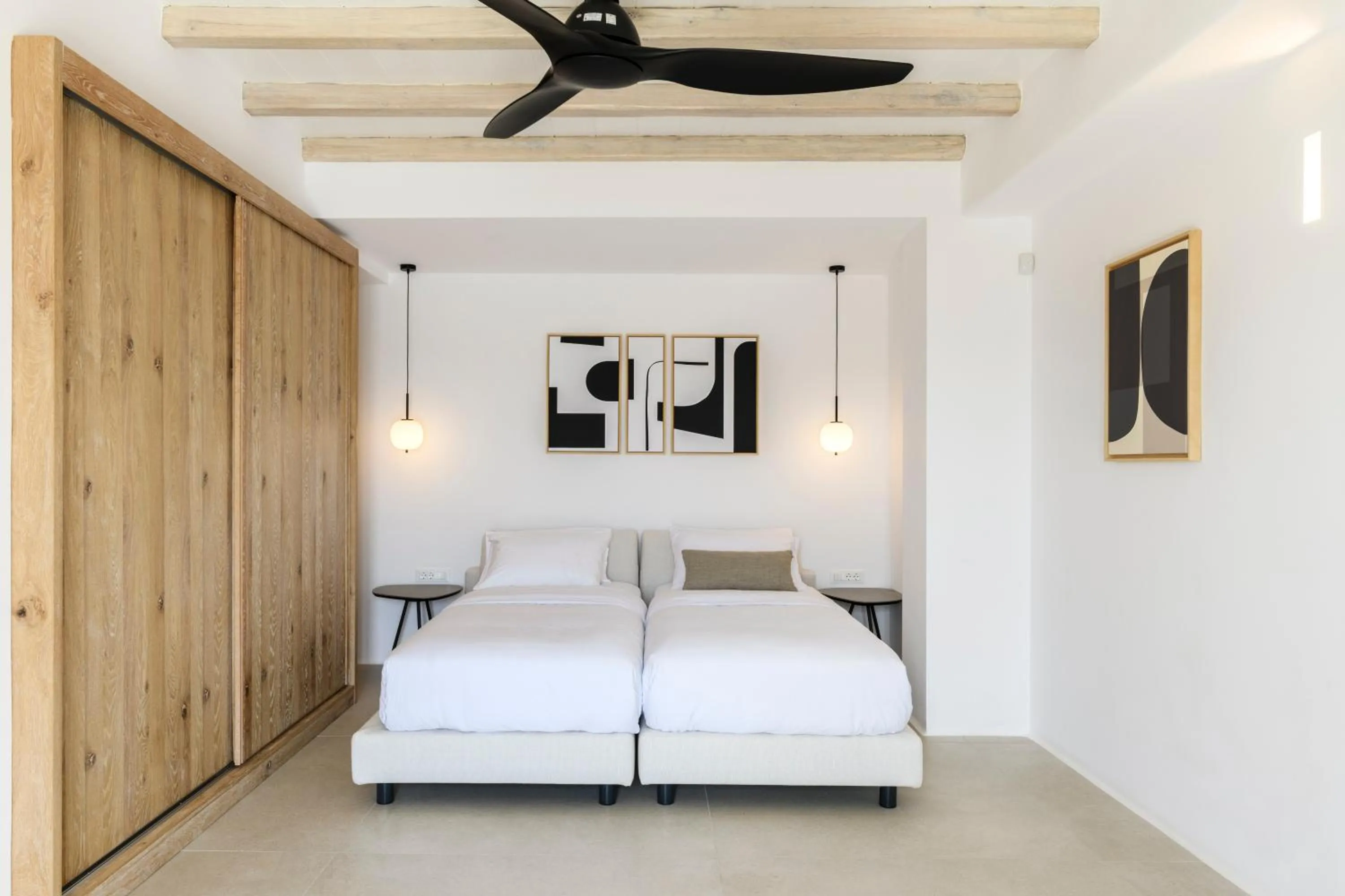 Bed in Nasta Suites & Villas Intentional Living Mykonos