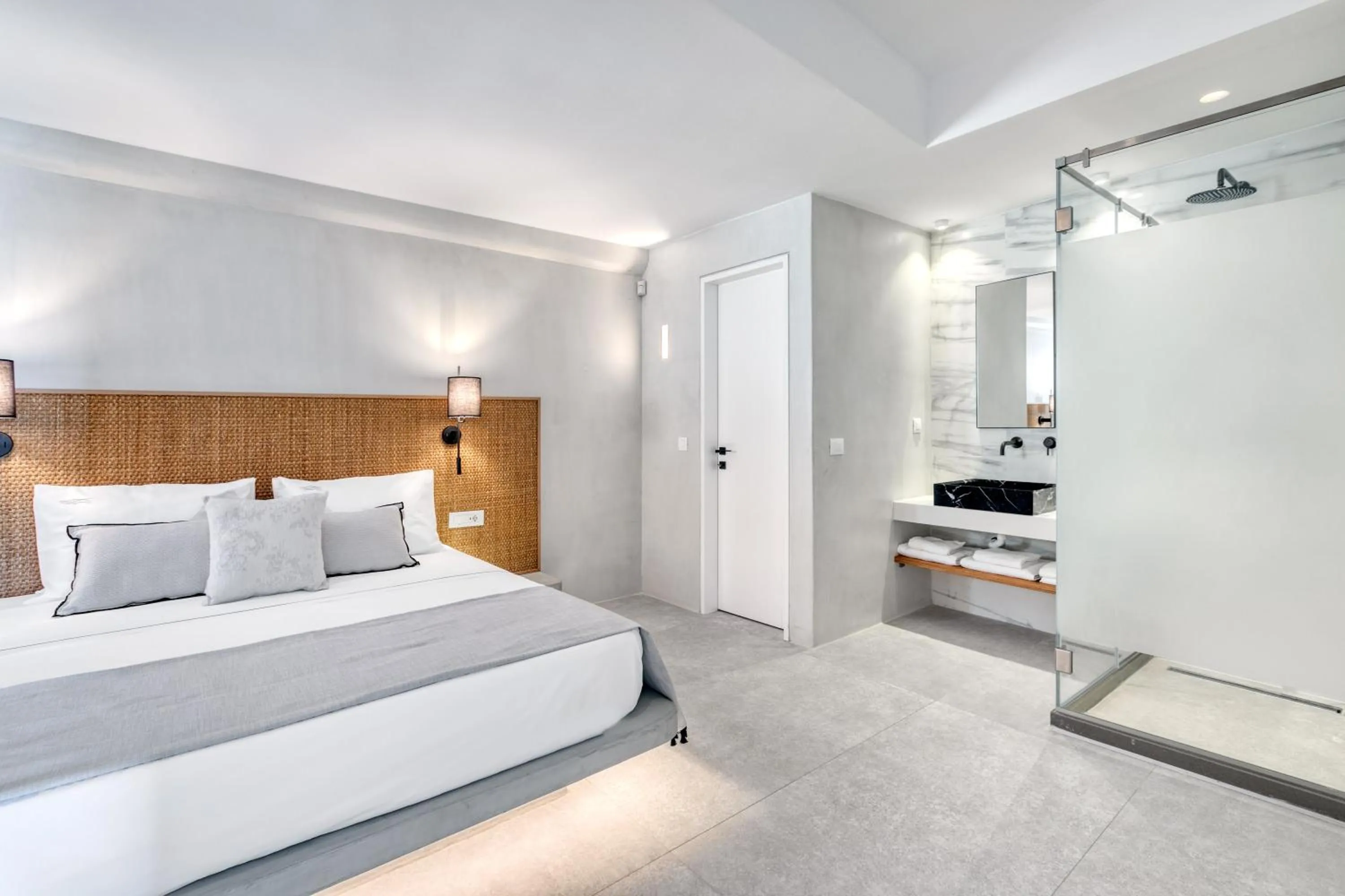 Bed in Nasta Suites & Villas Intentional Living Mykonos