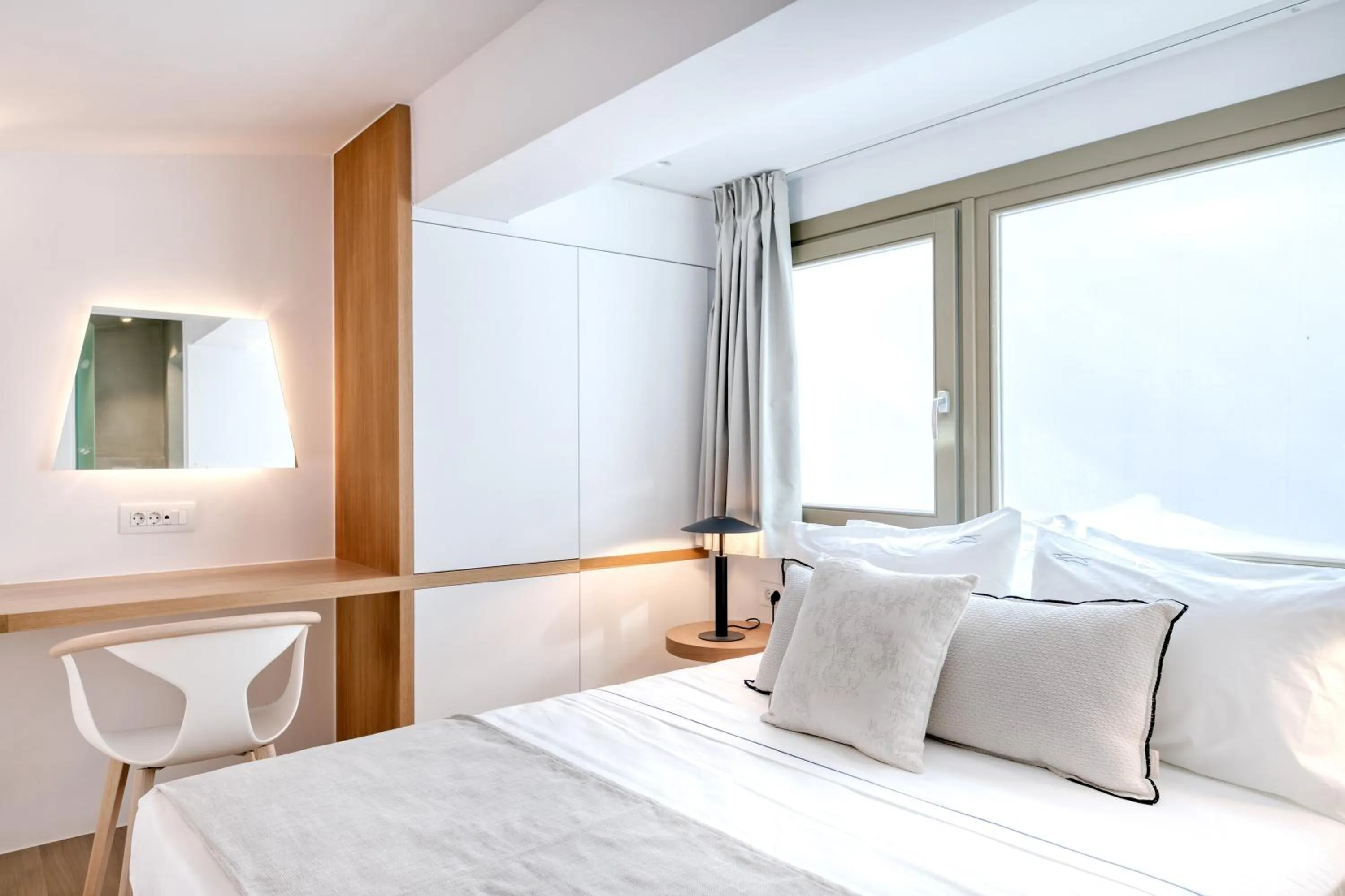 Bed in Nasta Suites & Villas Intentional Living Mykonos