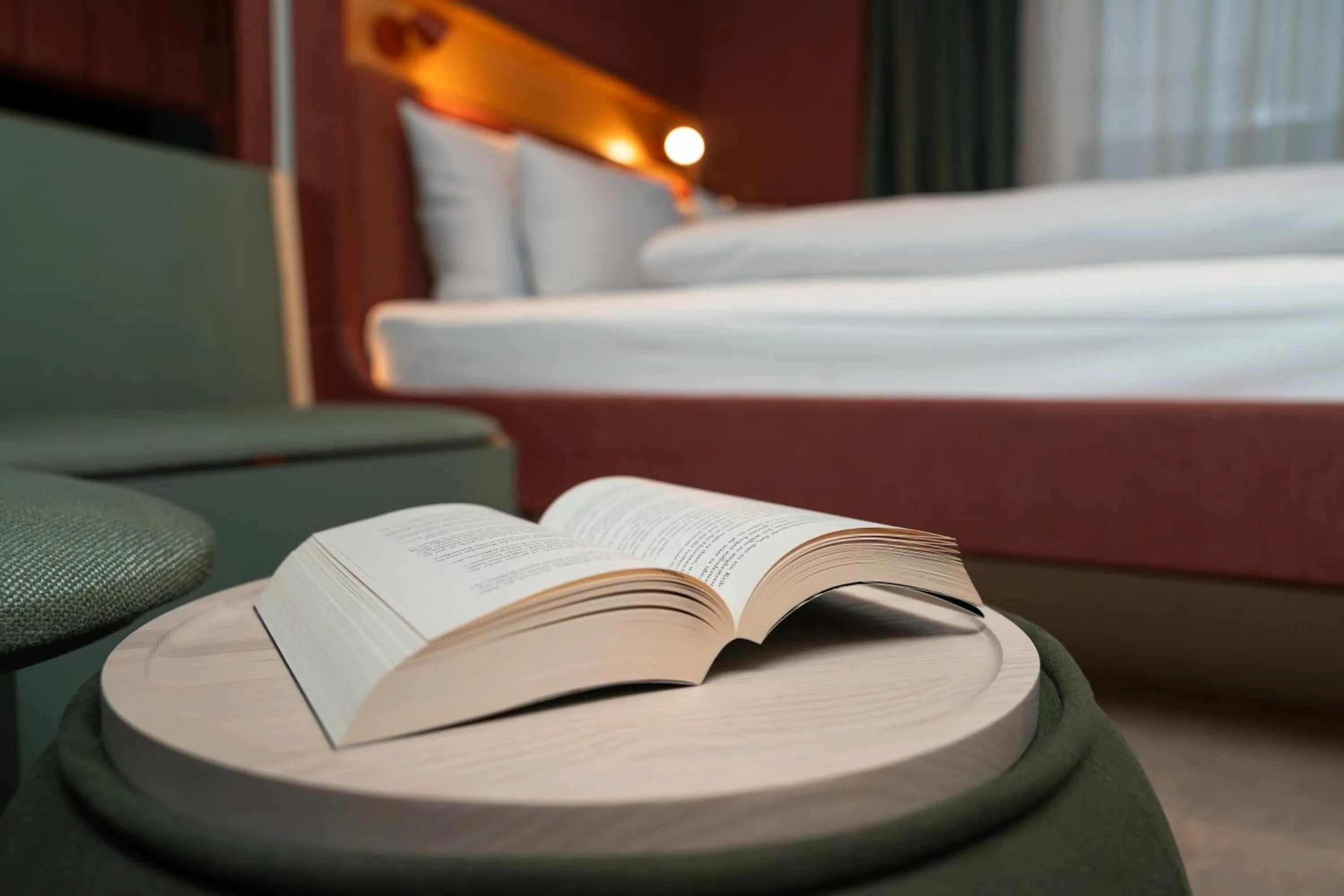 Decorative detail, Bed in Cocoon Theresienwiese