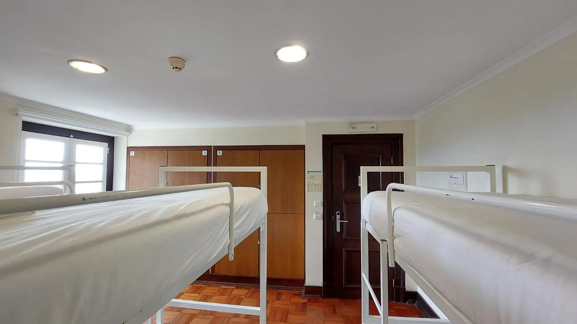 Bed in HI Alfeizerão – Pousada de Juventude