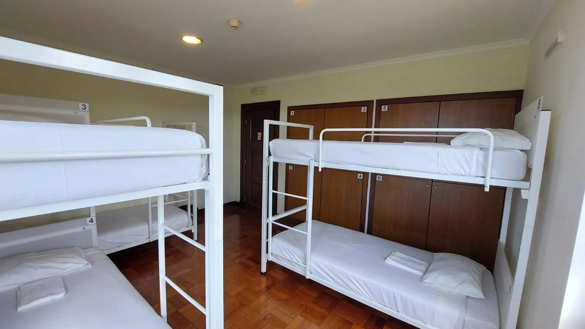 Bed in HI Alfeizerão – Pousada de Juventude