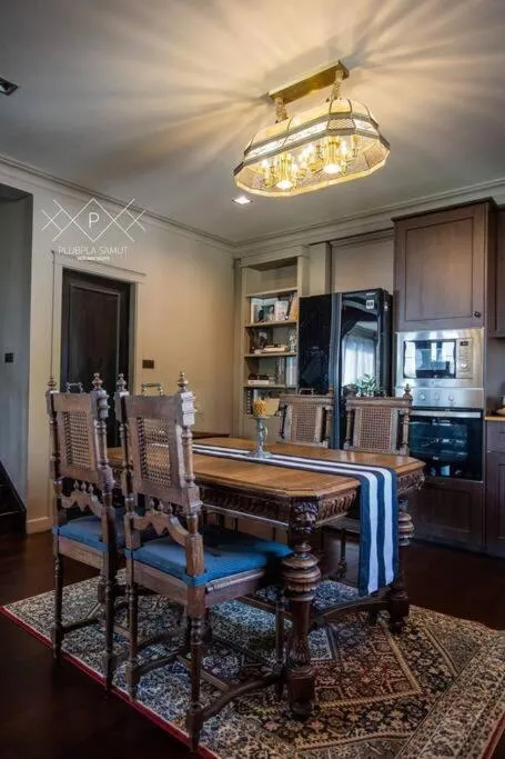 Plubpla Samut River Villas