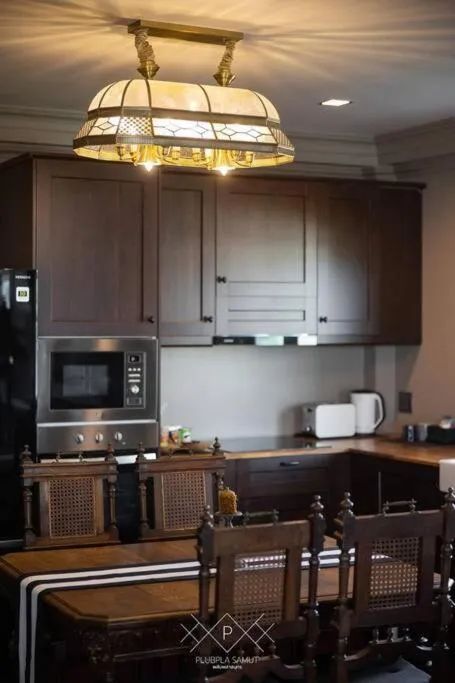 Plubpla Samut River Villas