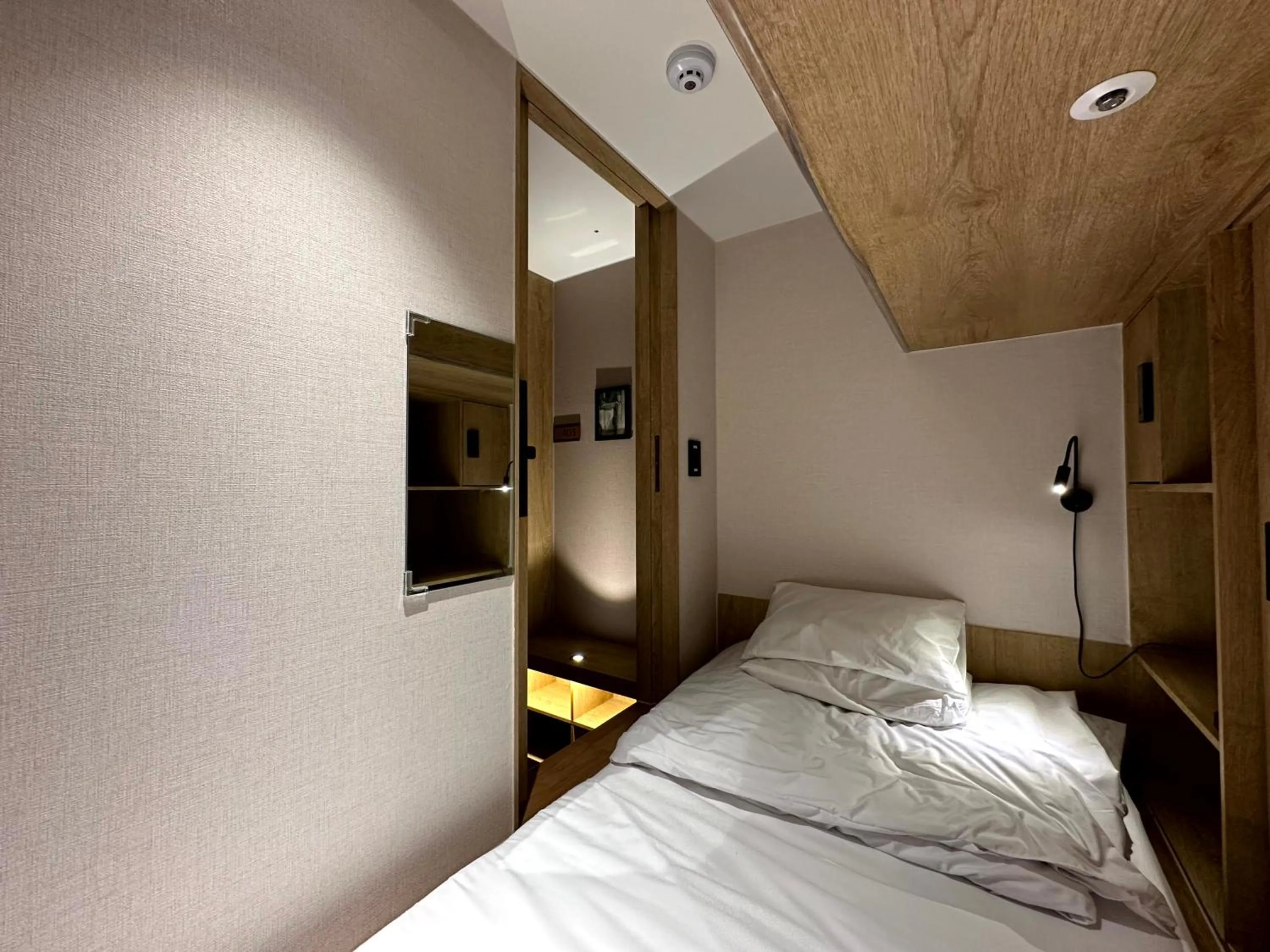 Bed in Nomad Live Hostel