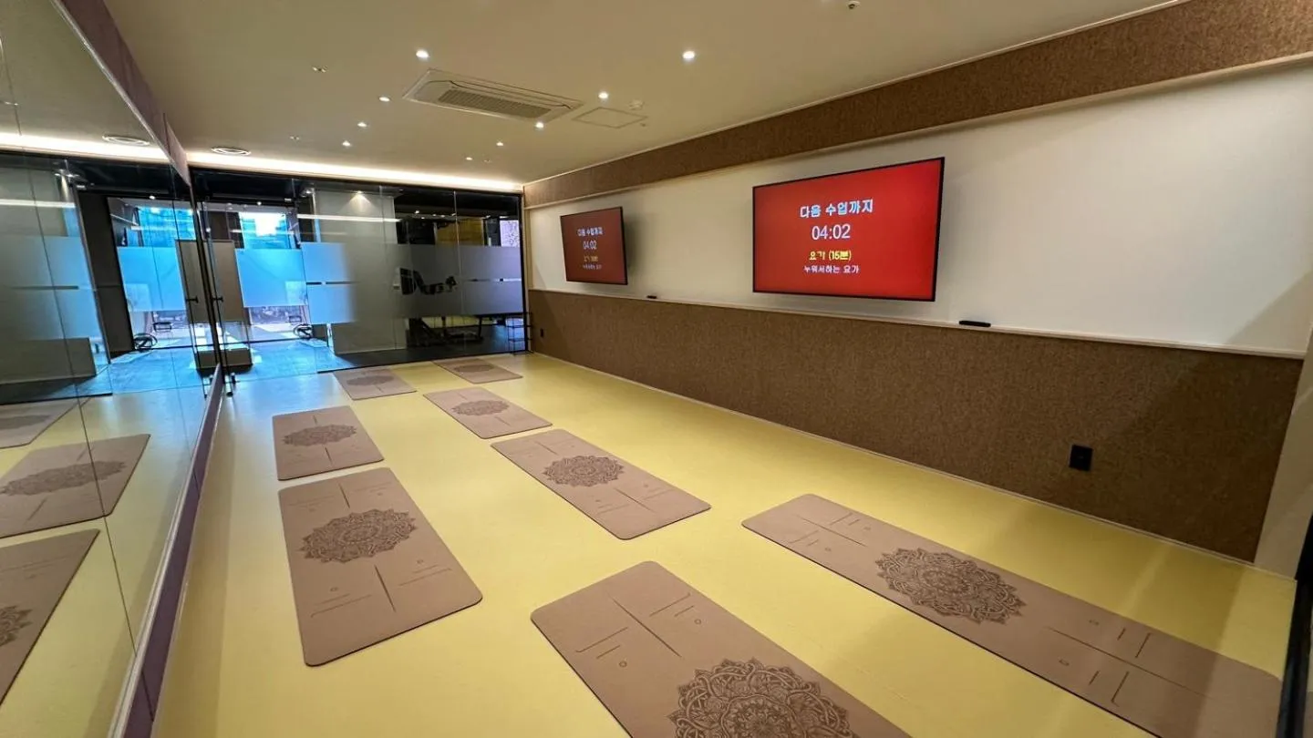 Fitness centre/facilities in Nomad Live Hostel