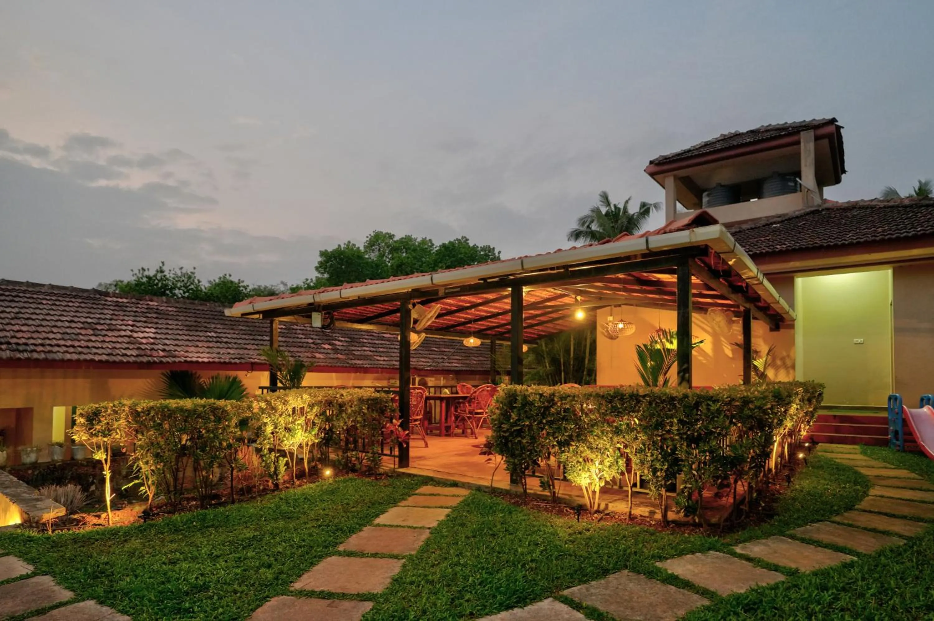 Restaurant/places to eat in Casa De Royale - Anjuna