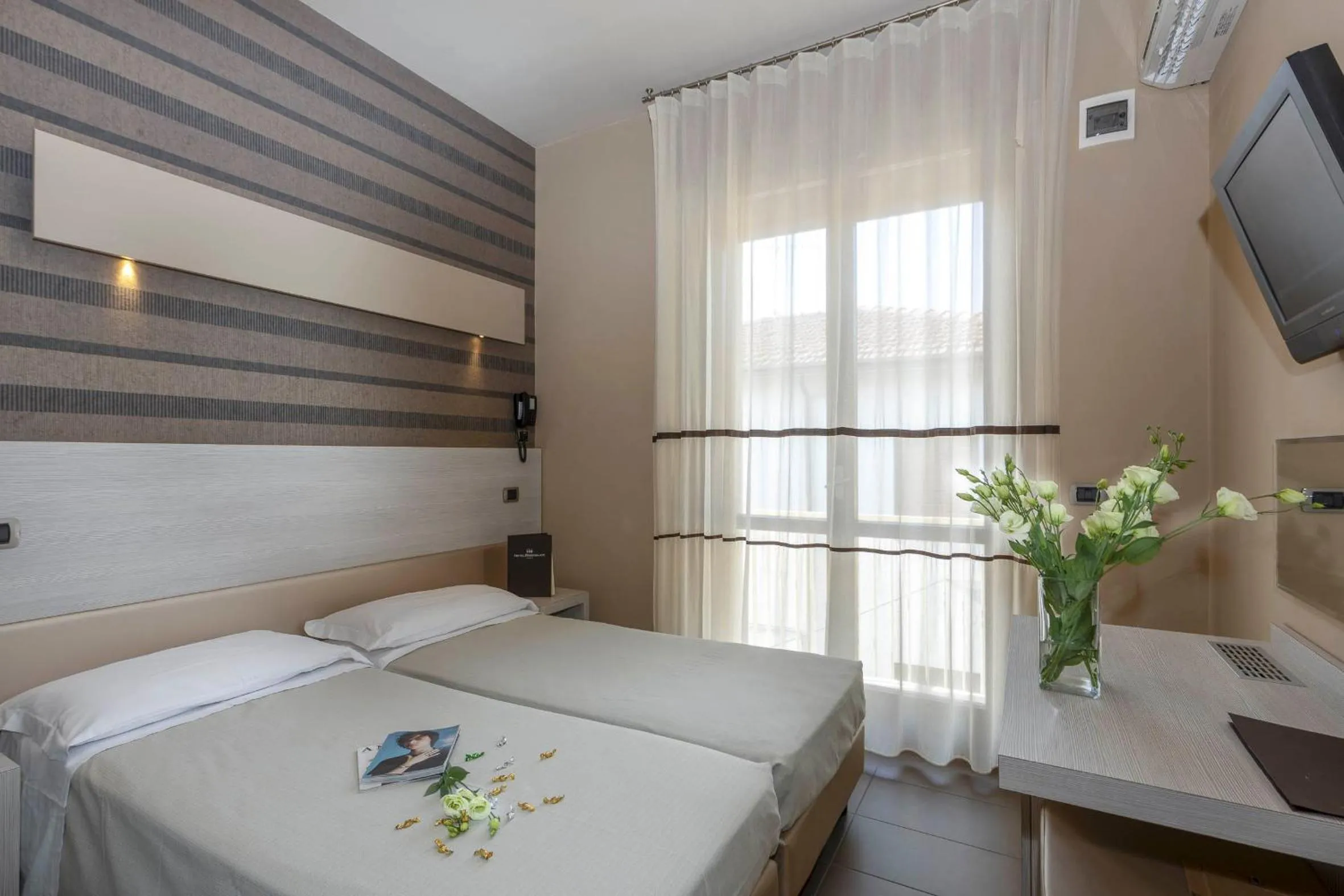 Photo of the whole room, Bed in Hotel Rosenblatt