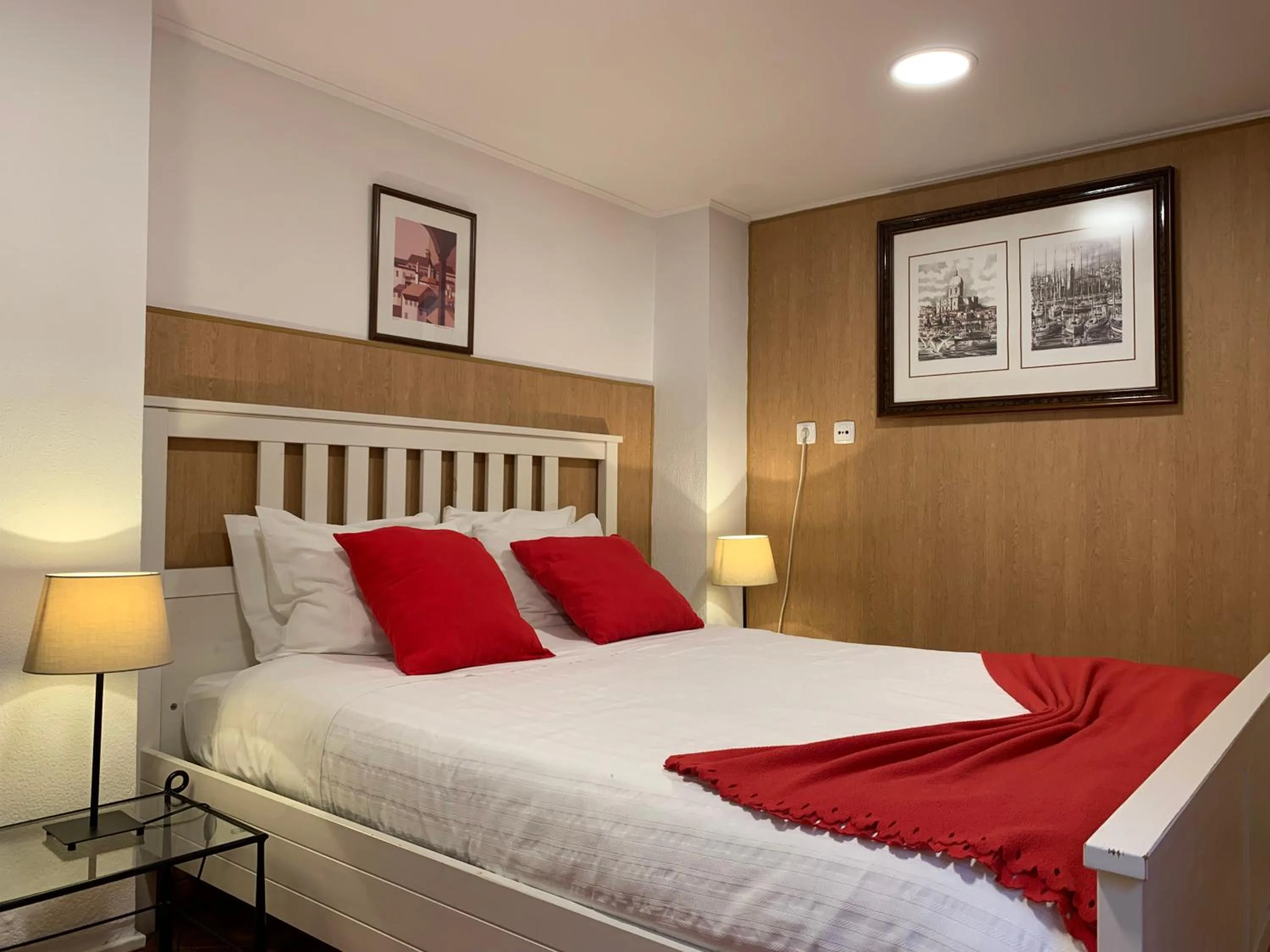 Bed in Discovery Apartment Benfica