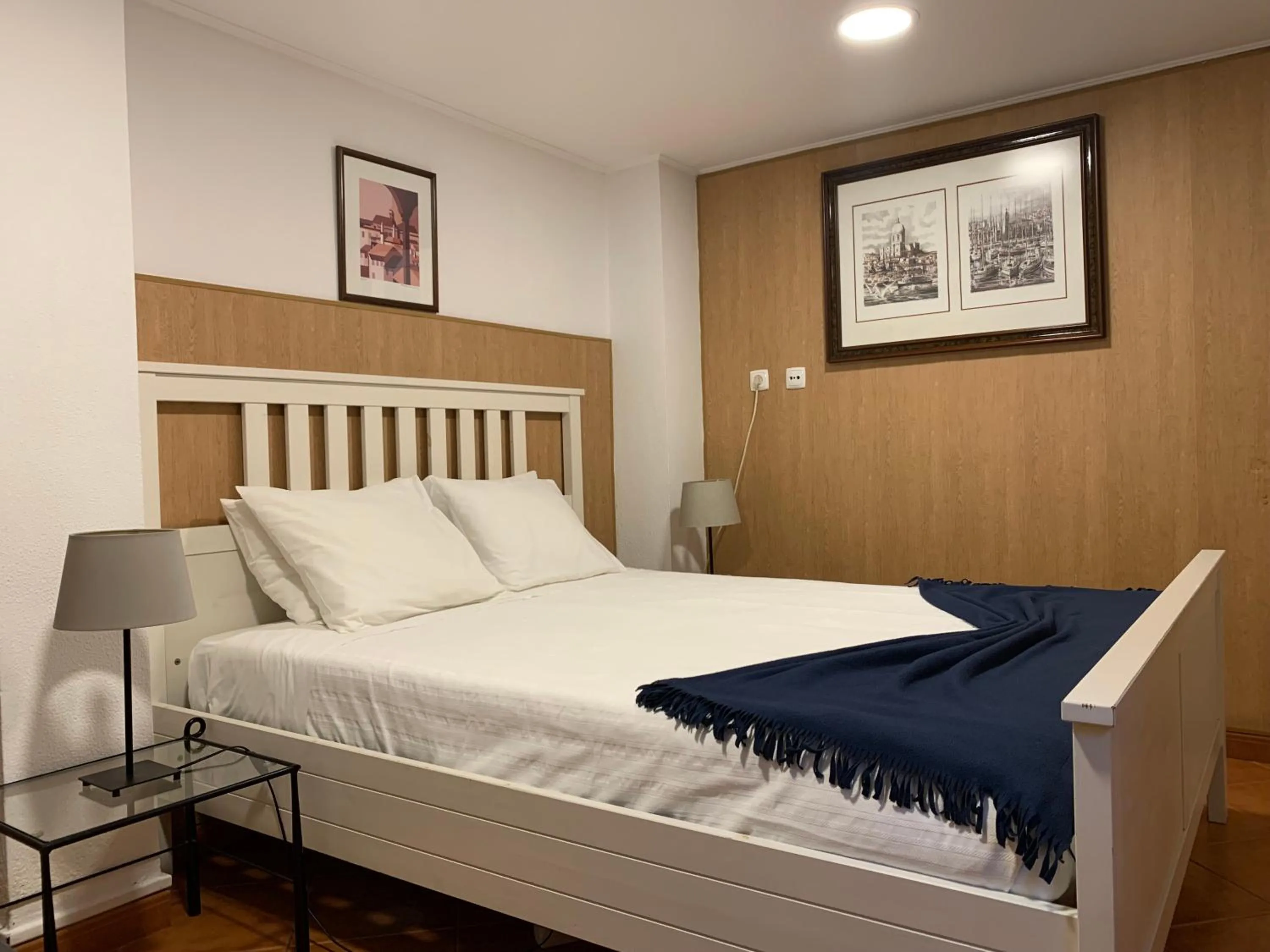 Bed in Discovery Apartment Benfica