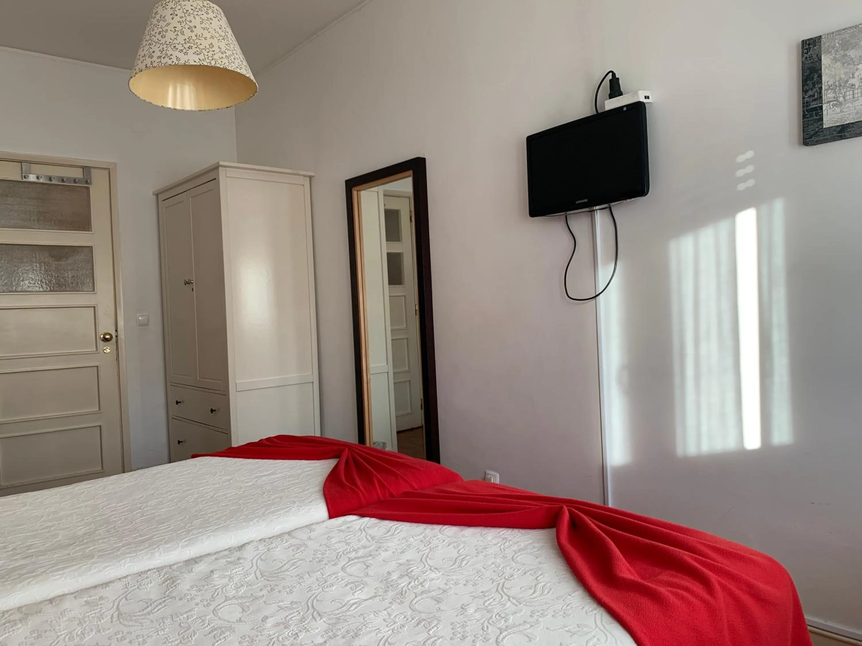 TV and multimedia, Bed in Discovery Apartment Benfica
