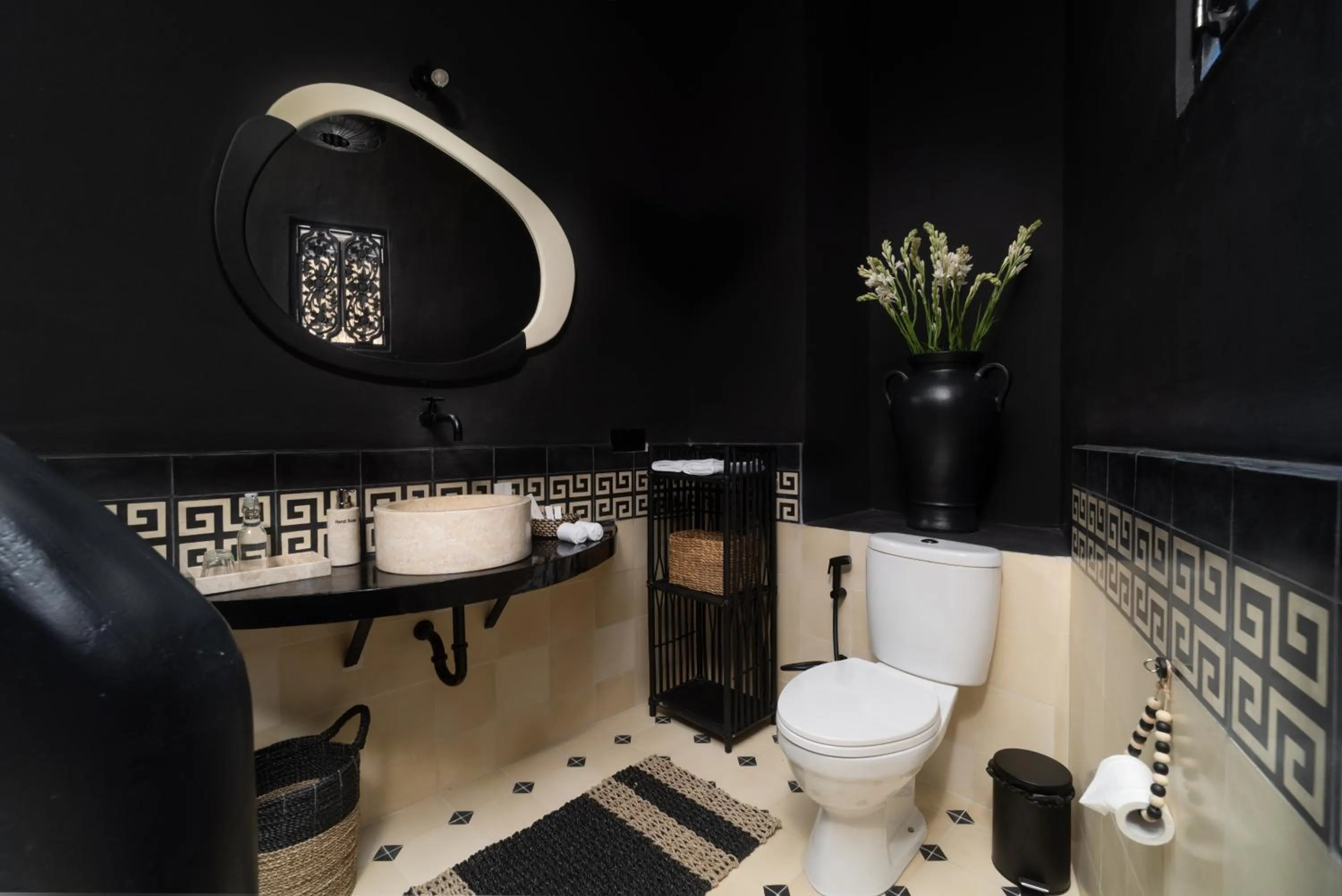 Toilet in Dara Boutique Hotel