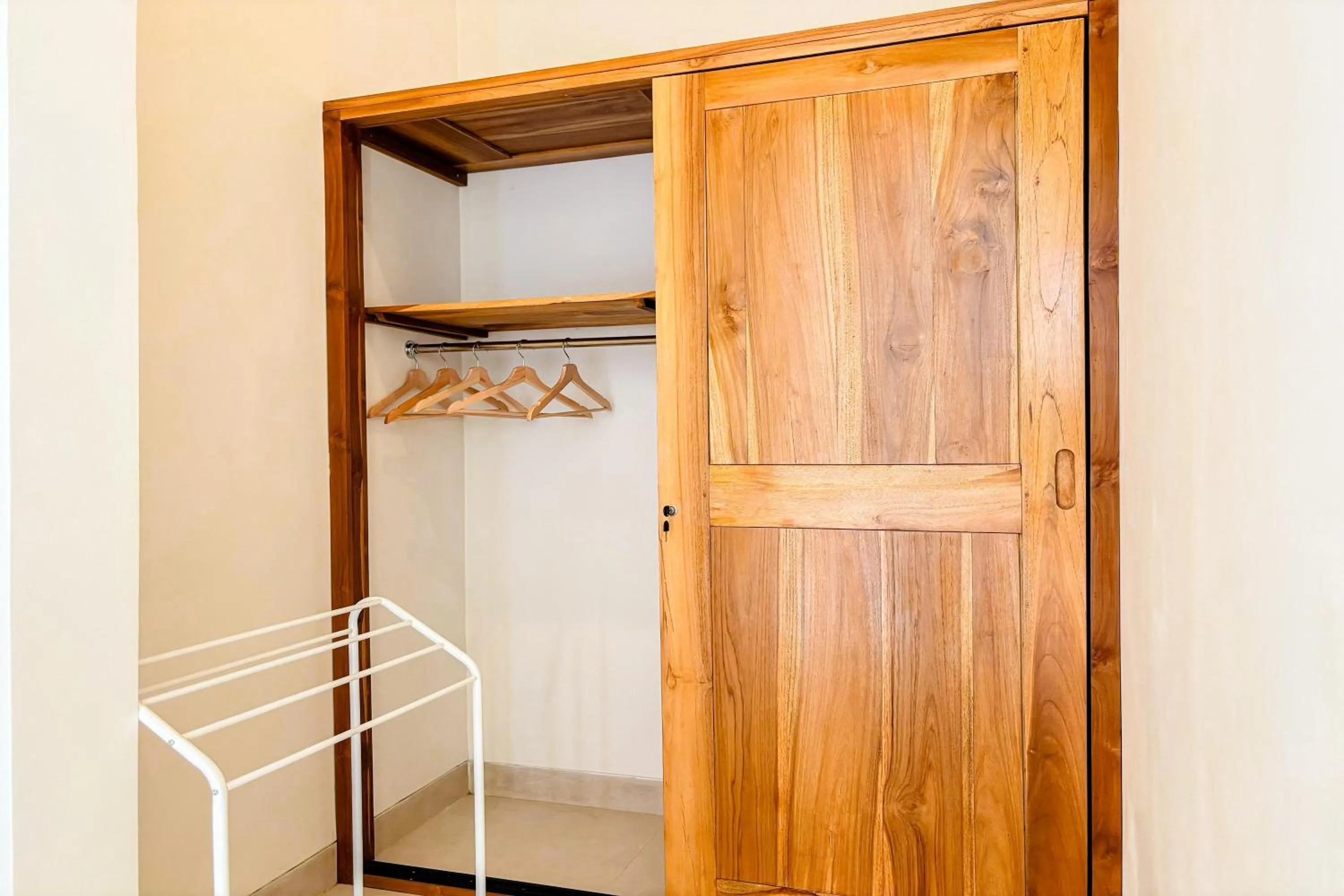 wardrobe in Villa Andra Canggu