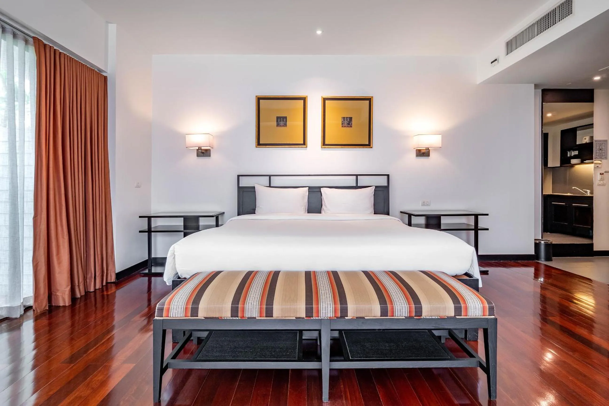 Bed in Luxe Residence