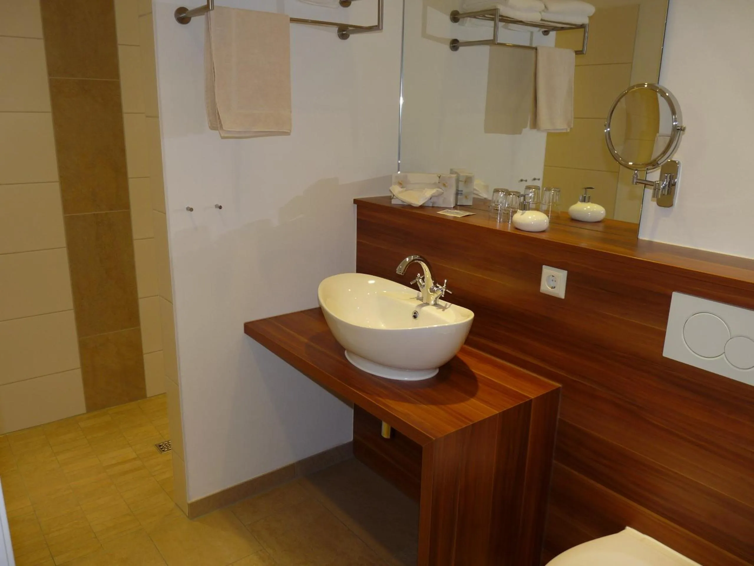 Bathroom in Gästehaus "Unsere Stadtvilla" Hechingen