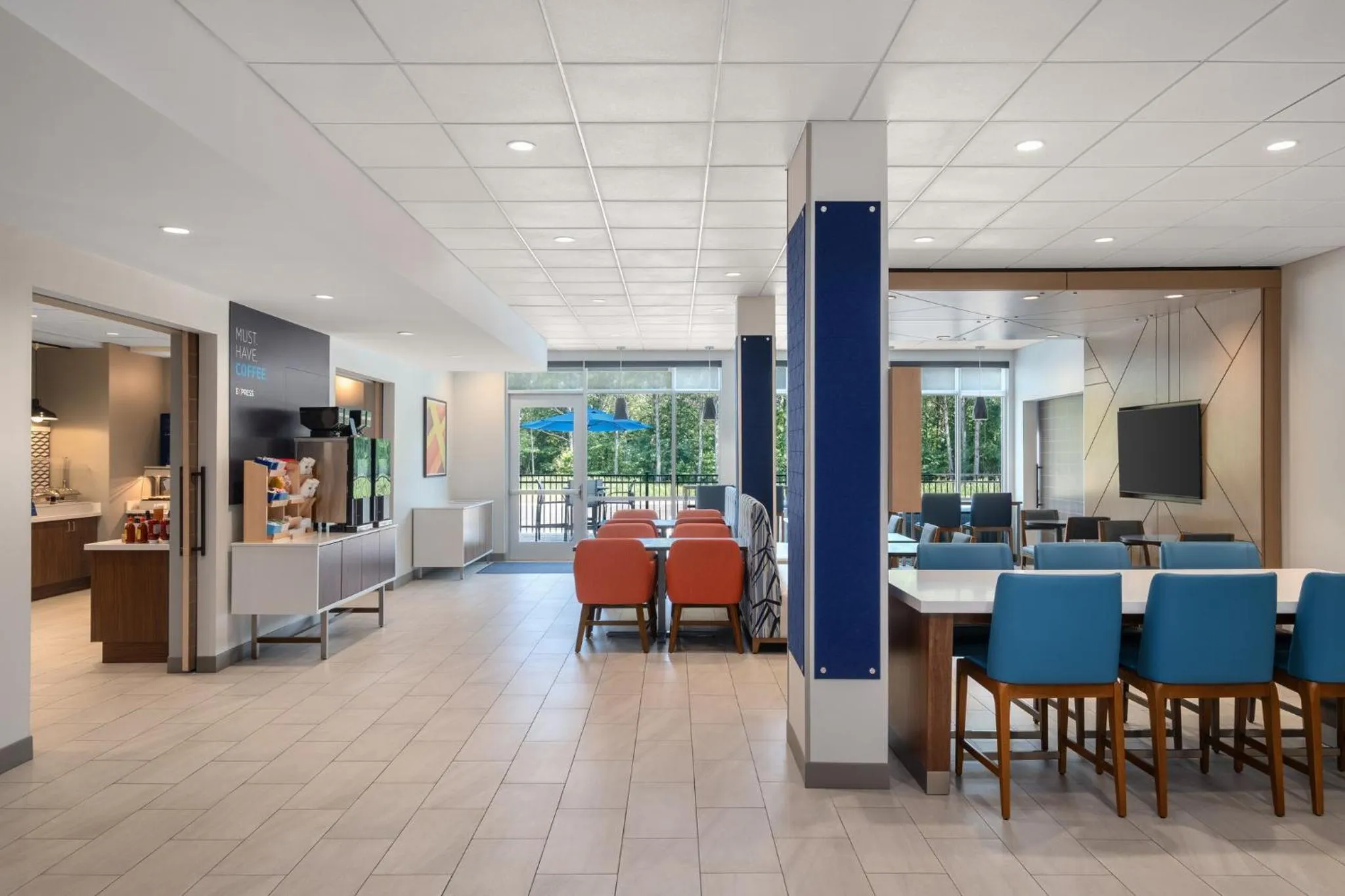 Breakfast in Holiday Inn Express & Suites Buford - Mall of Georgia by IHG