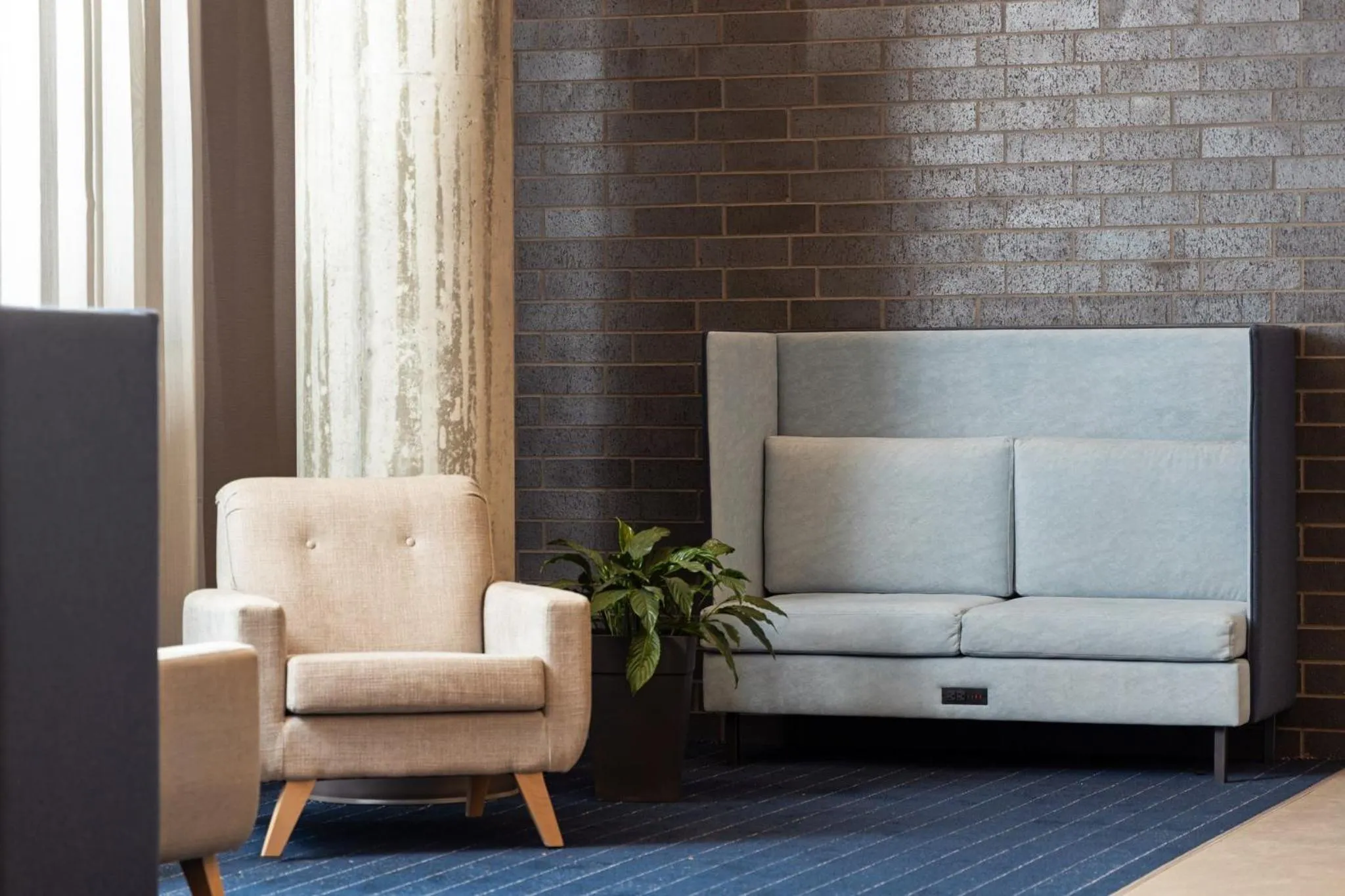 Property building in Holiday Inn Express Montreal Airport - St-Laurent by IHG