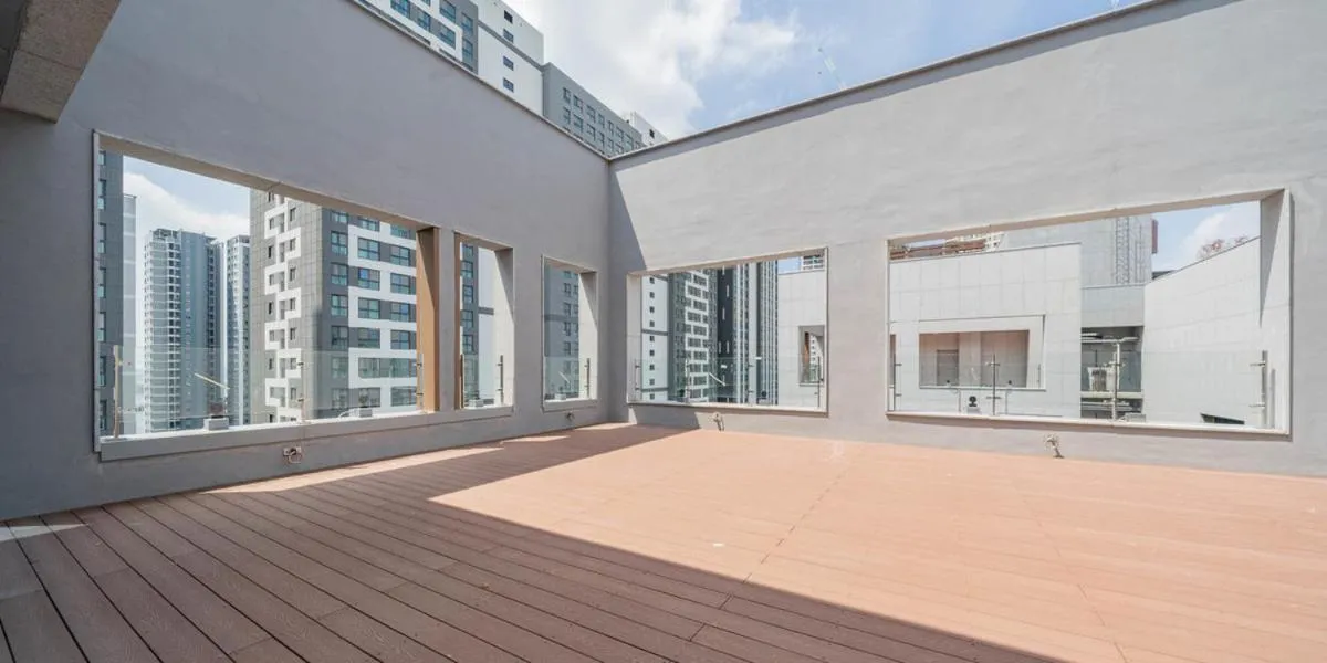 Balcony/Terrace in The hound hotel bandalseom2