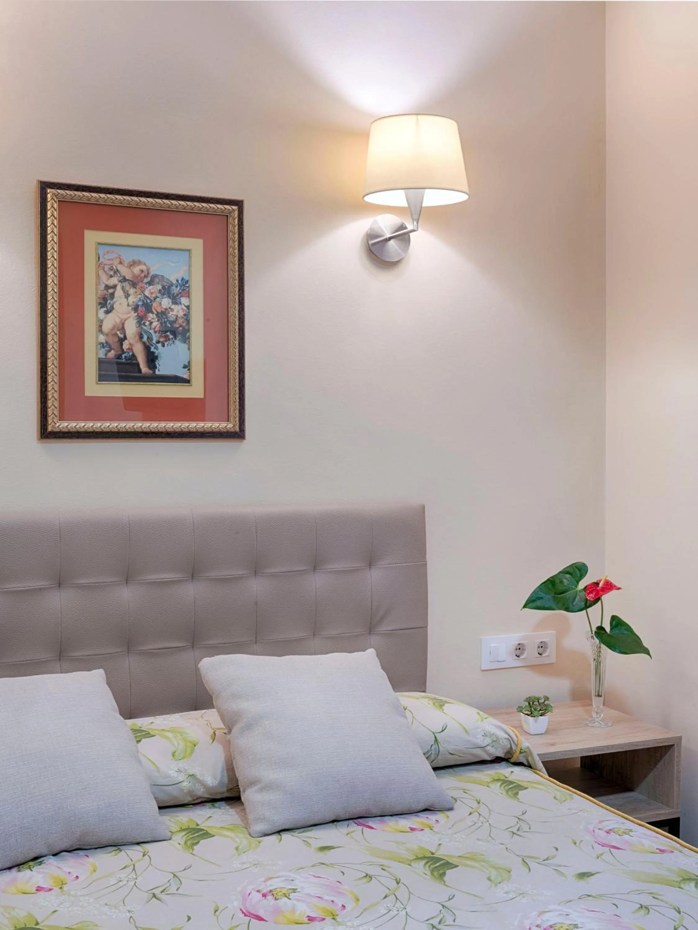 Decorative detail, Bed in Hostal Antigua Morellana