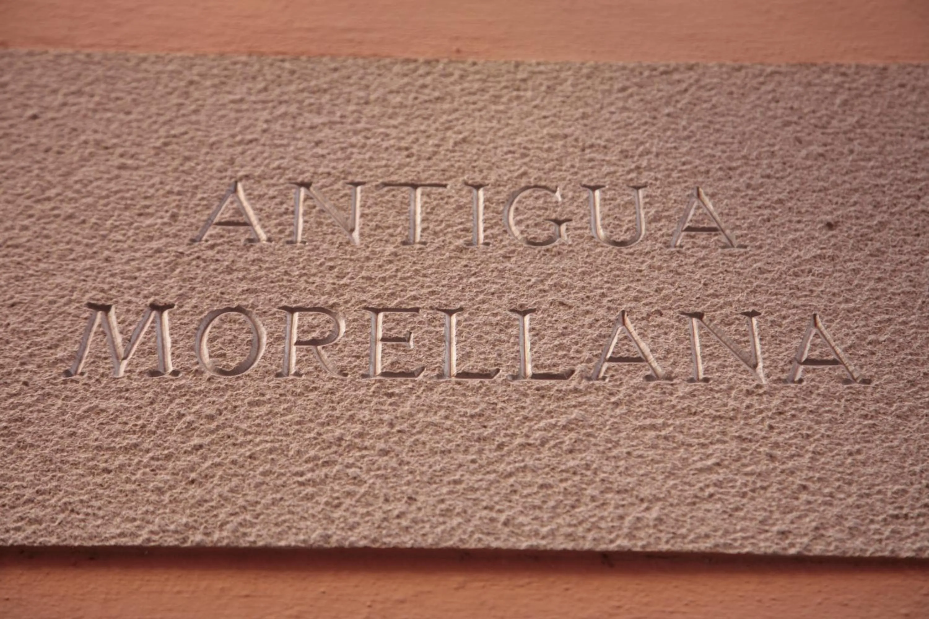 Text overlay in Hostal Antigua Morellana