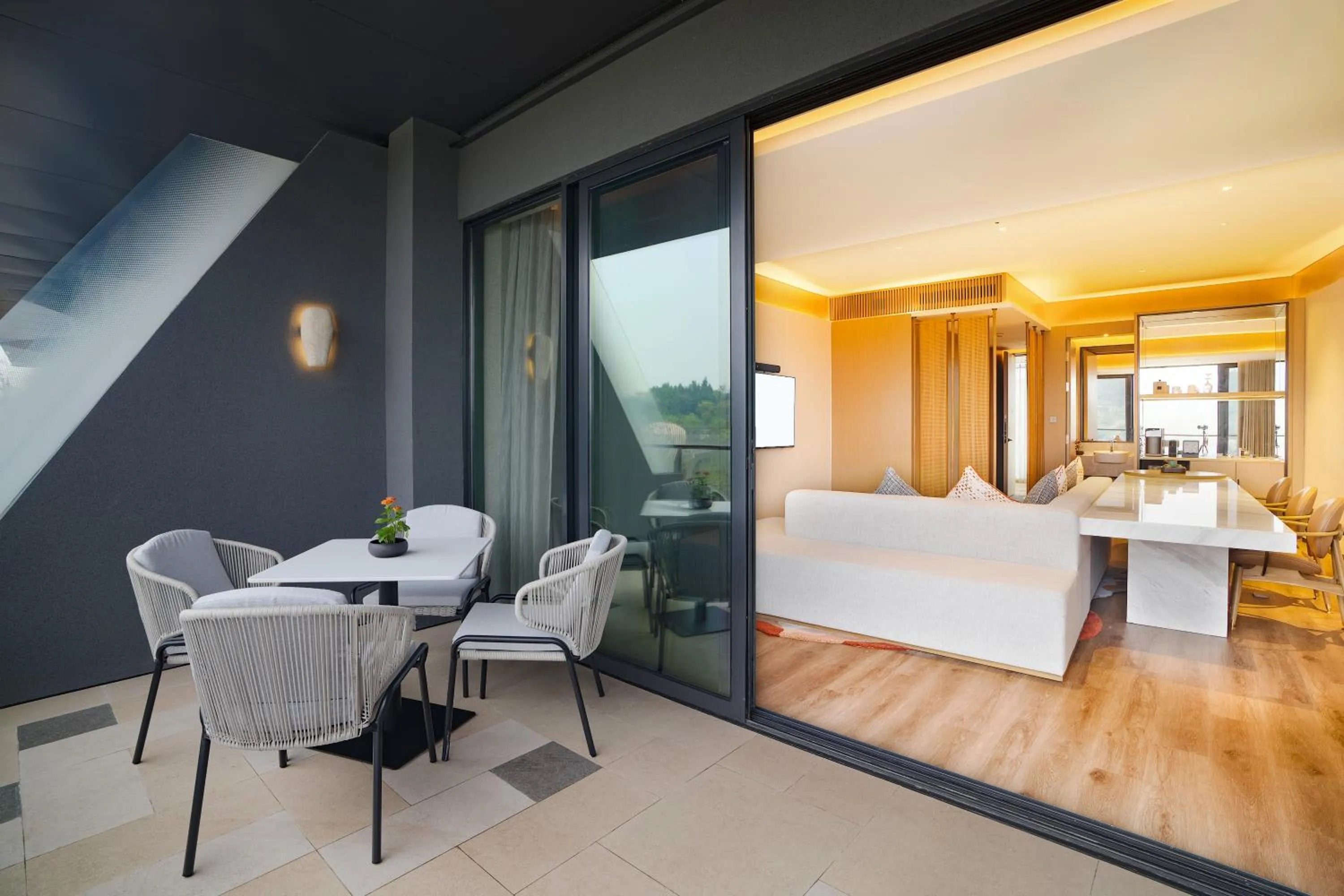 Seating area in Chengdu Expo Waterfall Hotel - MGallery Collection