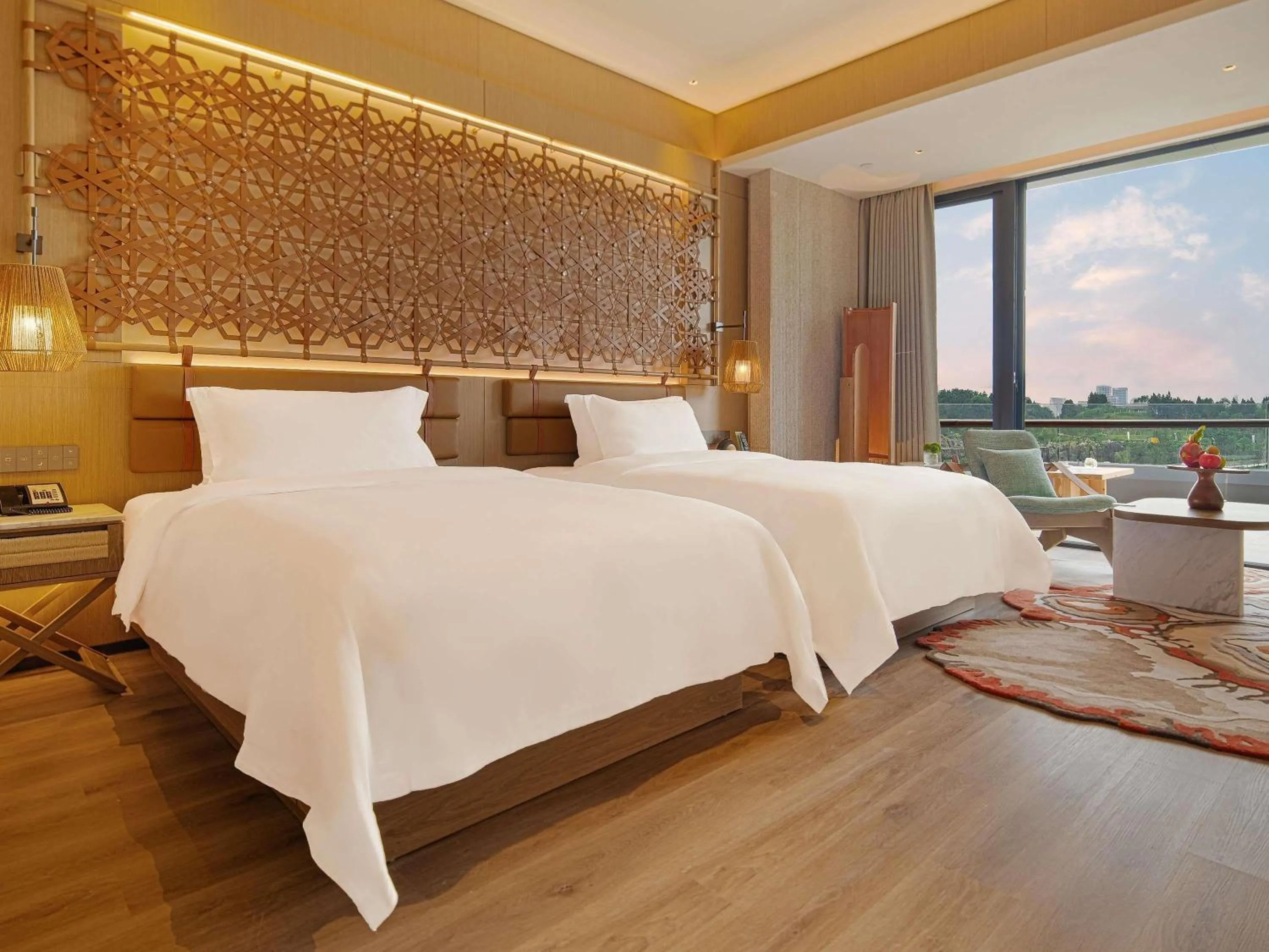 Bedroom, Bed in Chengdu Expo Waterfall Hotel - MGallery Collection